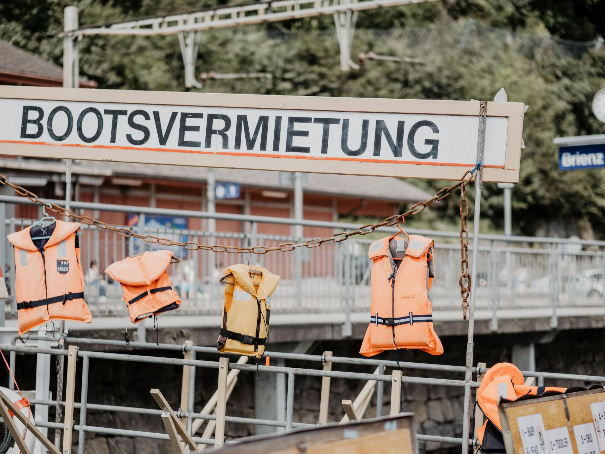 Închiriere de cizme - Pirate Bay