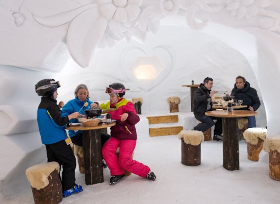 Fondue Iglu innen