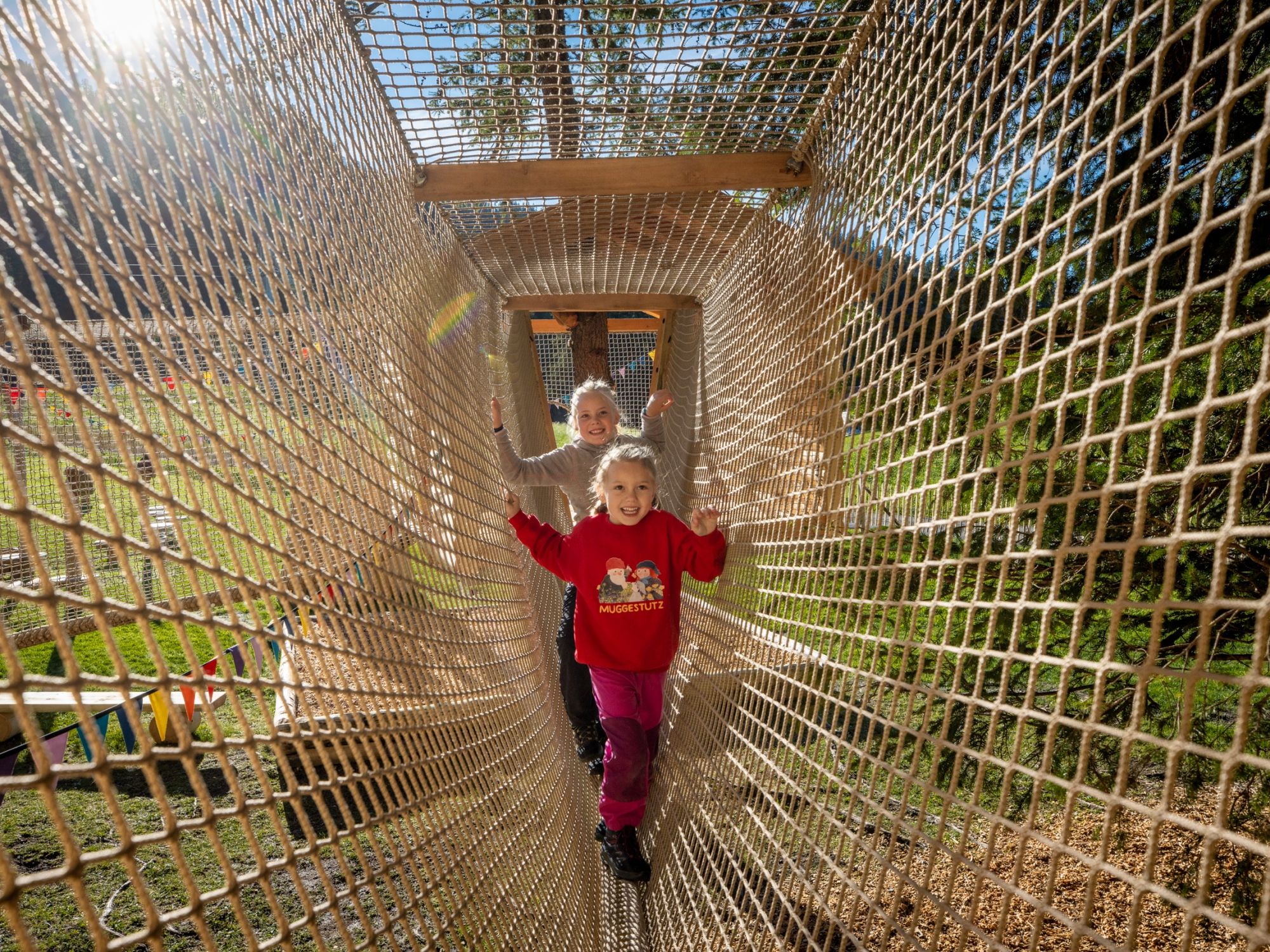 teren-de-joacă-pentru-piticii-3_by.davidbirri