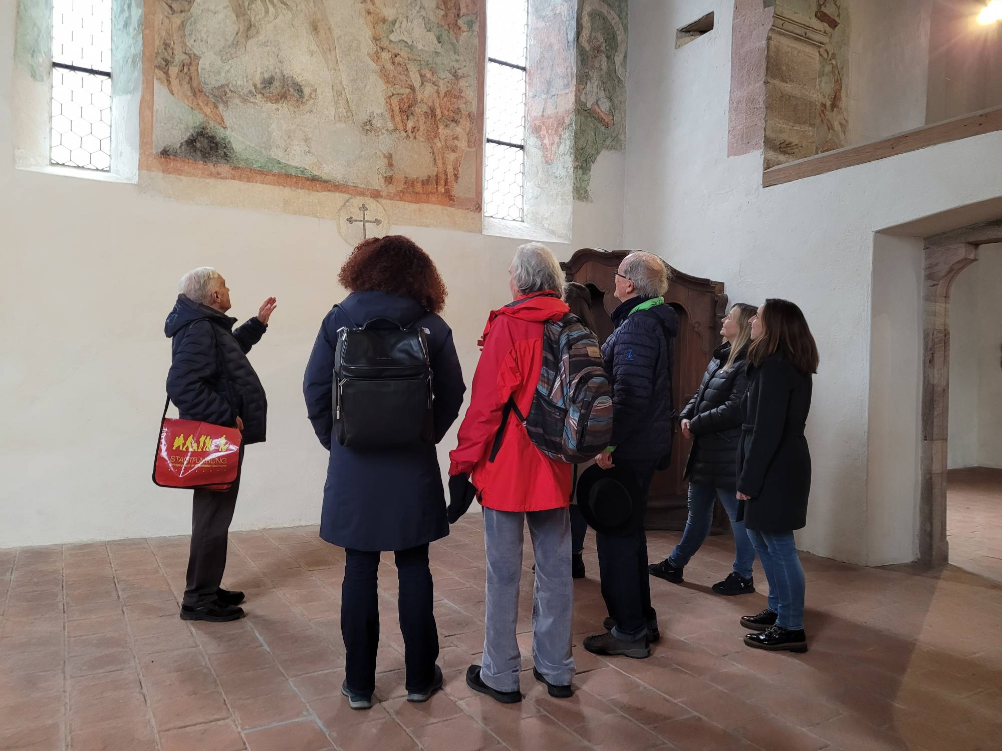 2000x2000-0-70-95496df08d383b3f6d12b4a8bddb00e8