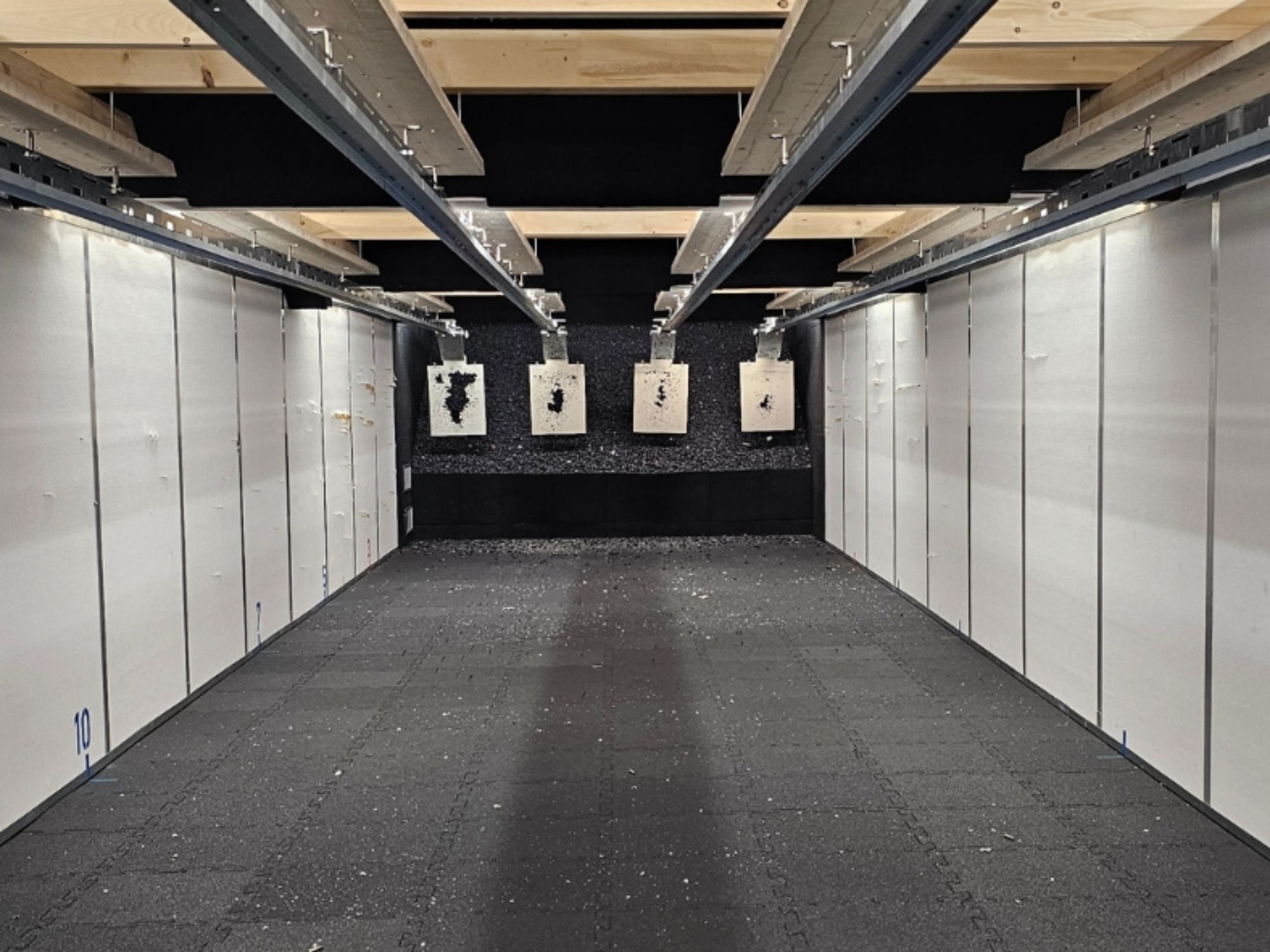 تجربة الرماية الداخلية على بحيرة زيورخ