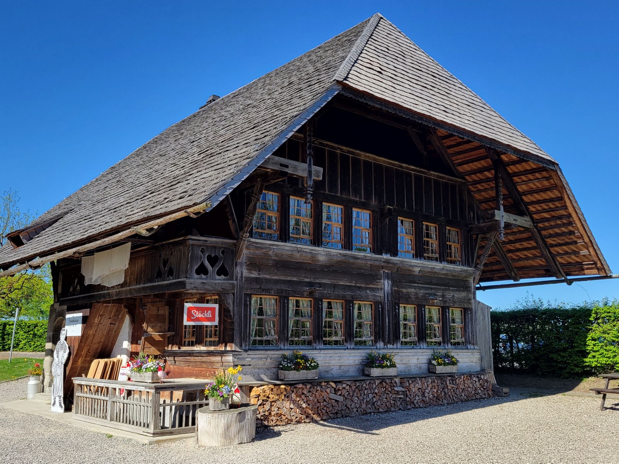 Stöckli_©Παραδοσιακό Τυροκομείο Εμμεντάλ