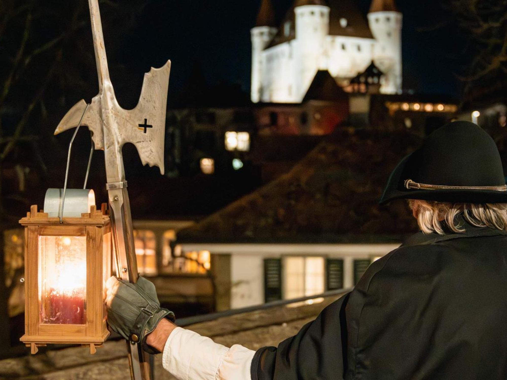 الغموض-ثور-حارس-الليل02