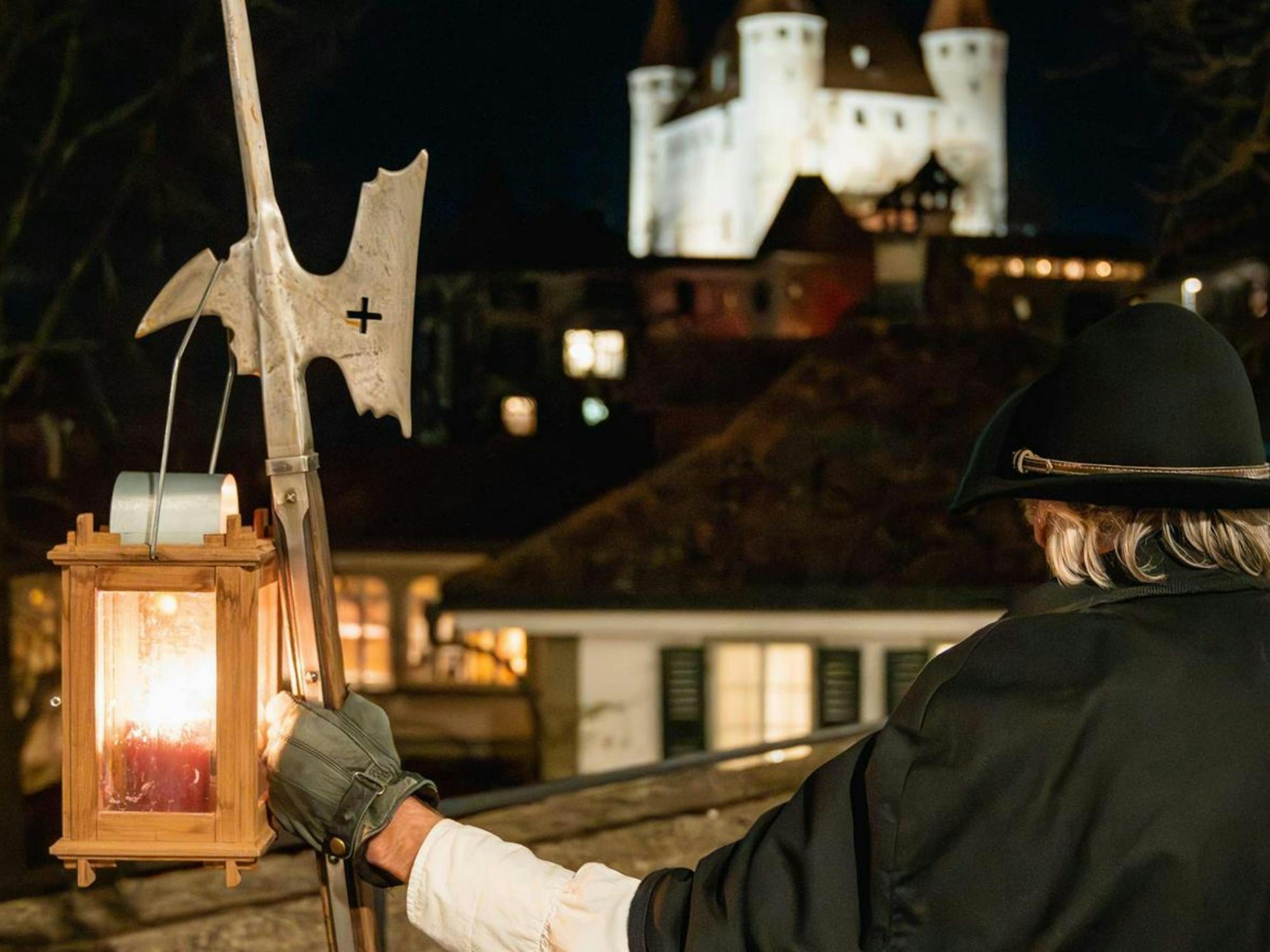 الغموض-ثور-حارس-الليل02