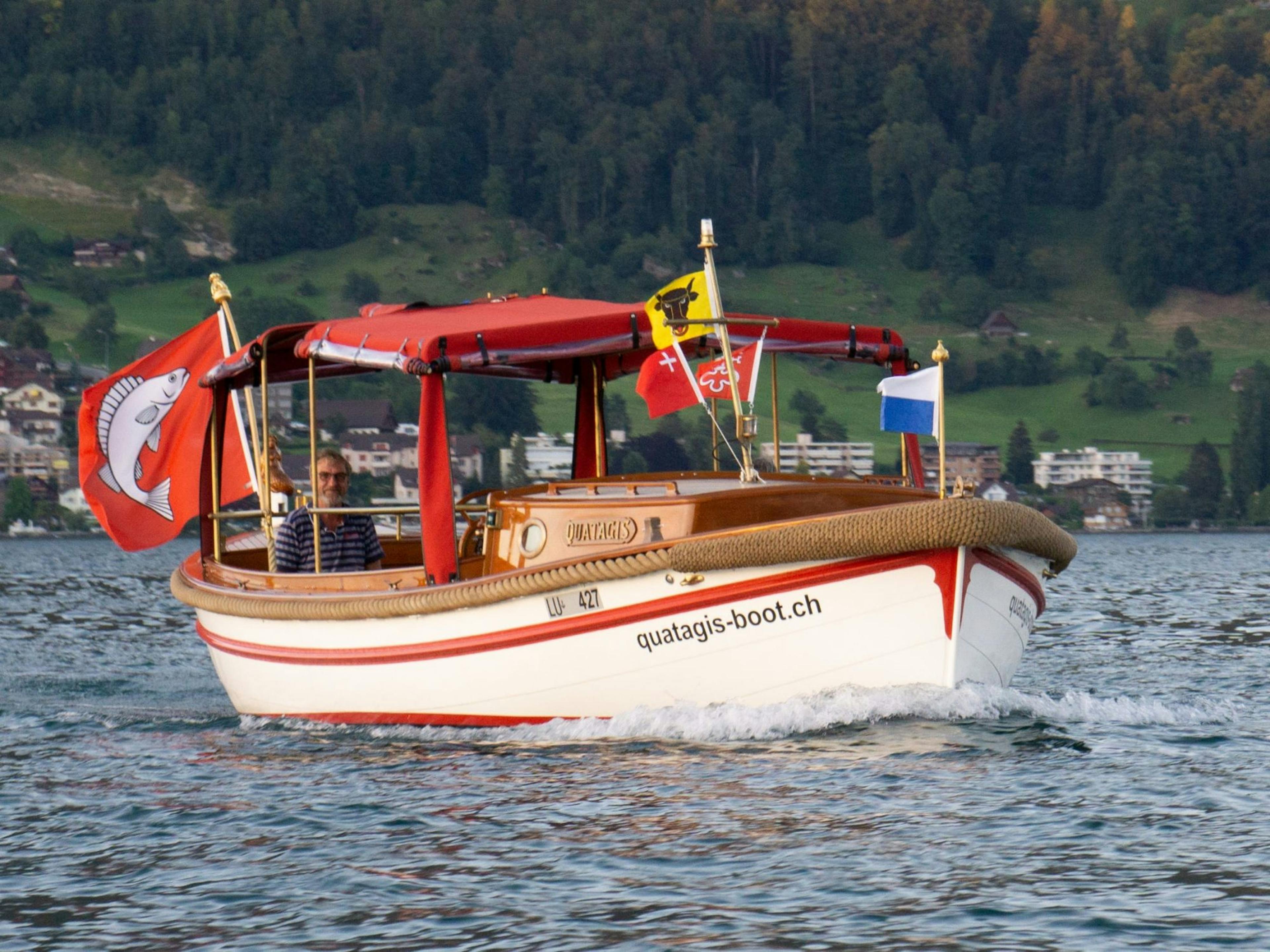 Privat bådtur på Vierwaldstättersee fra Luzern