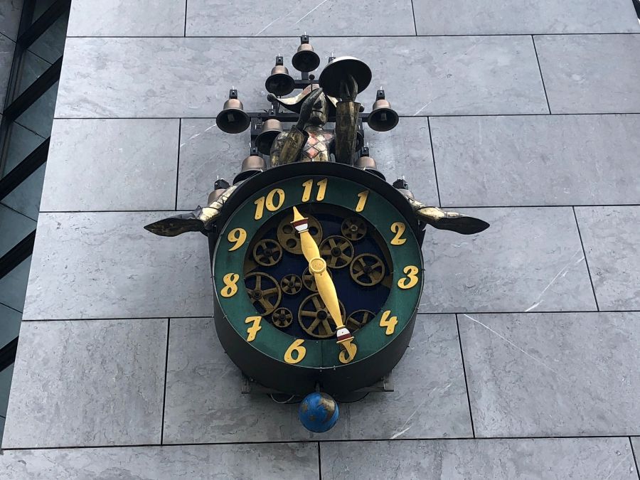 ساعة أُوفِي