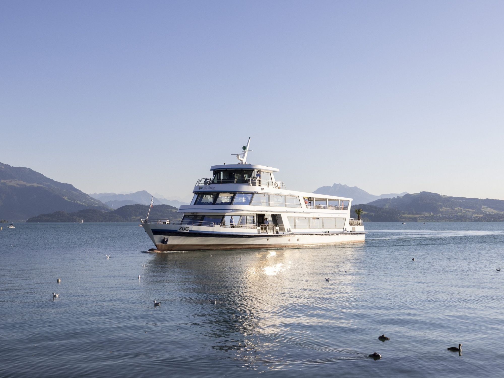 круизное судно Загерзее MS Zug озеро