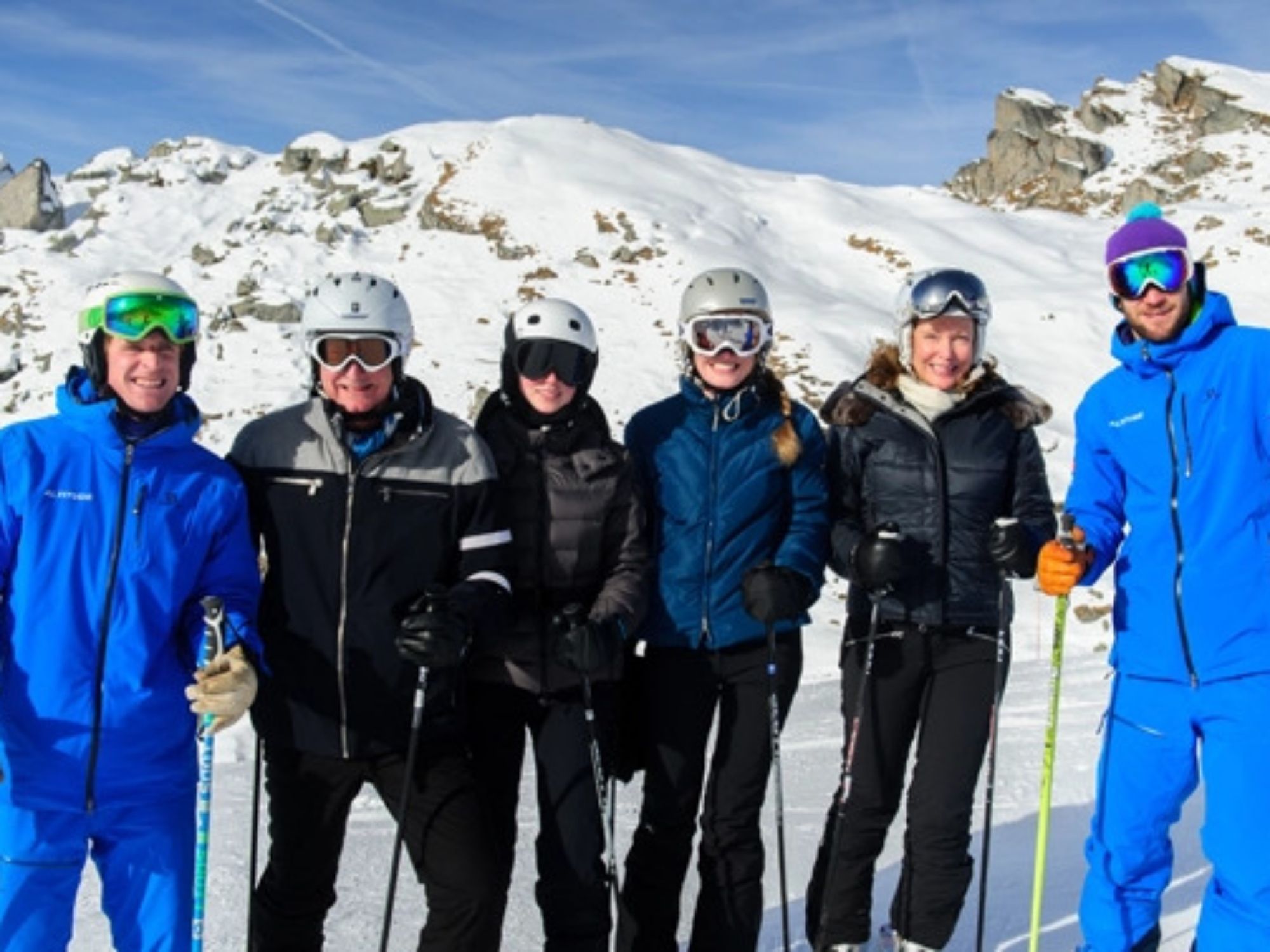 Gruppe Skifahrer