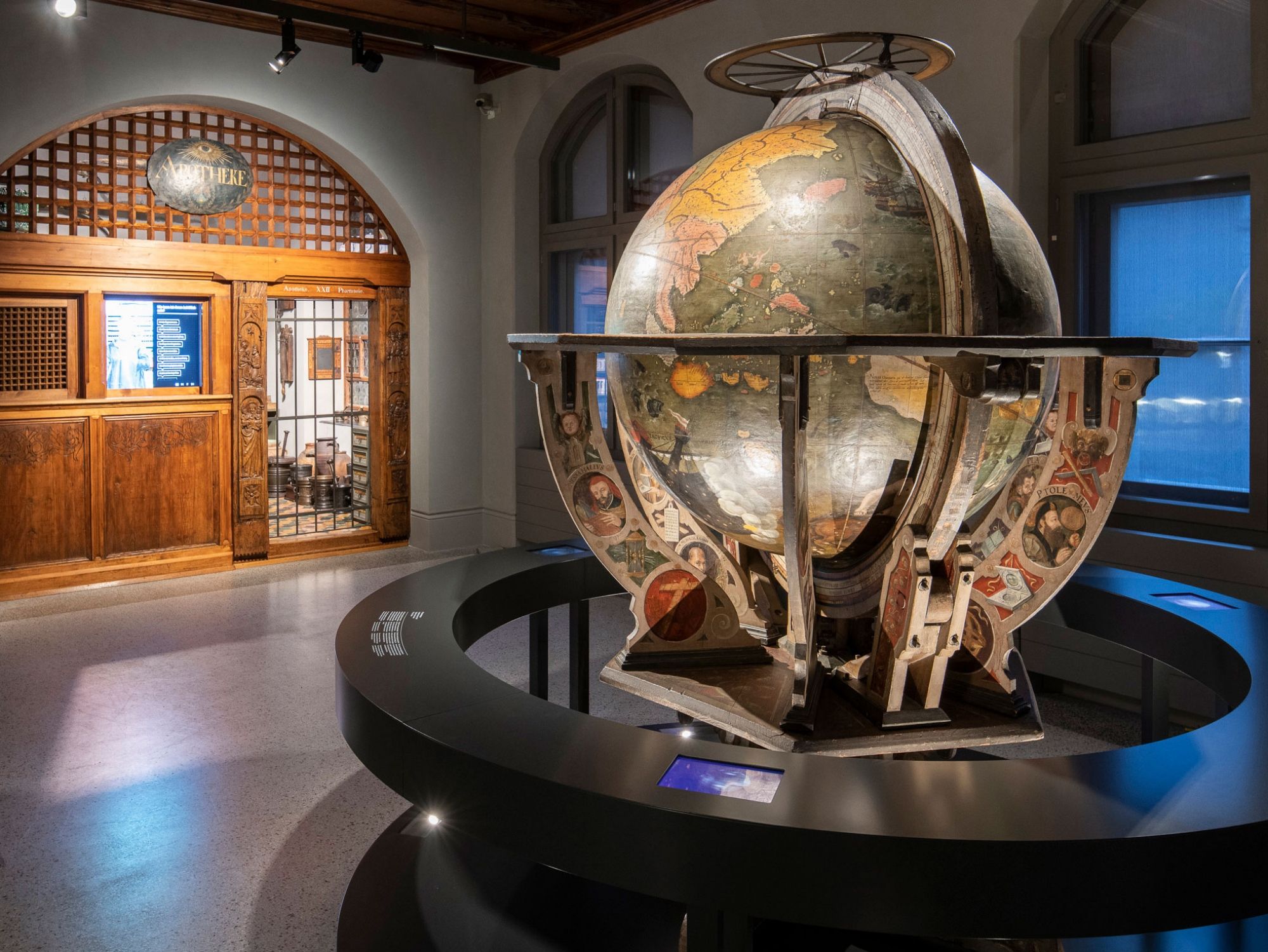 Museo Nazionale Svizzero Zurigo "Attrazioni principali: oggetti sotto i riflettori" visita guidata privata