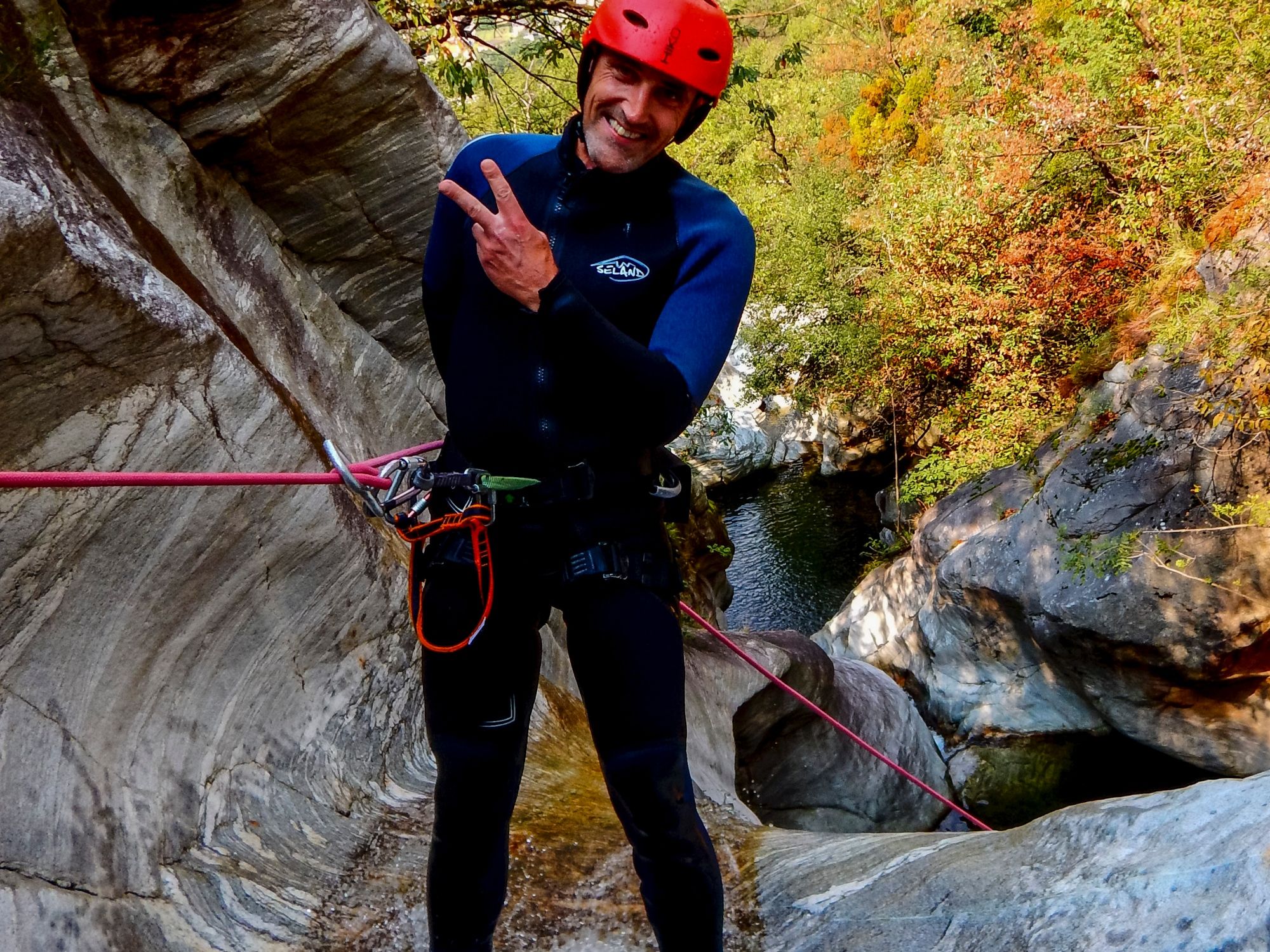 Swiss River Adventures GmbH Canyoning Boggera (7)