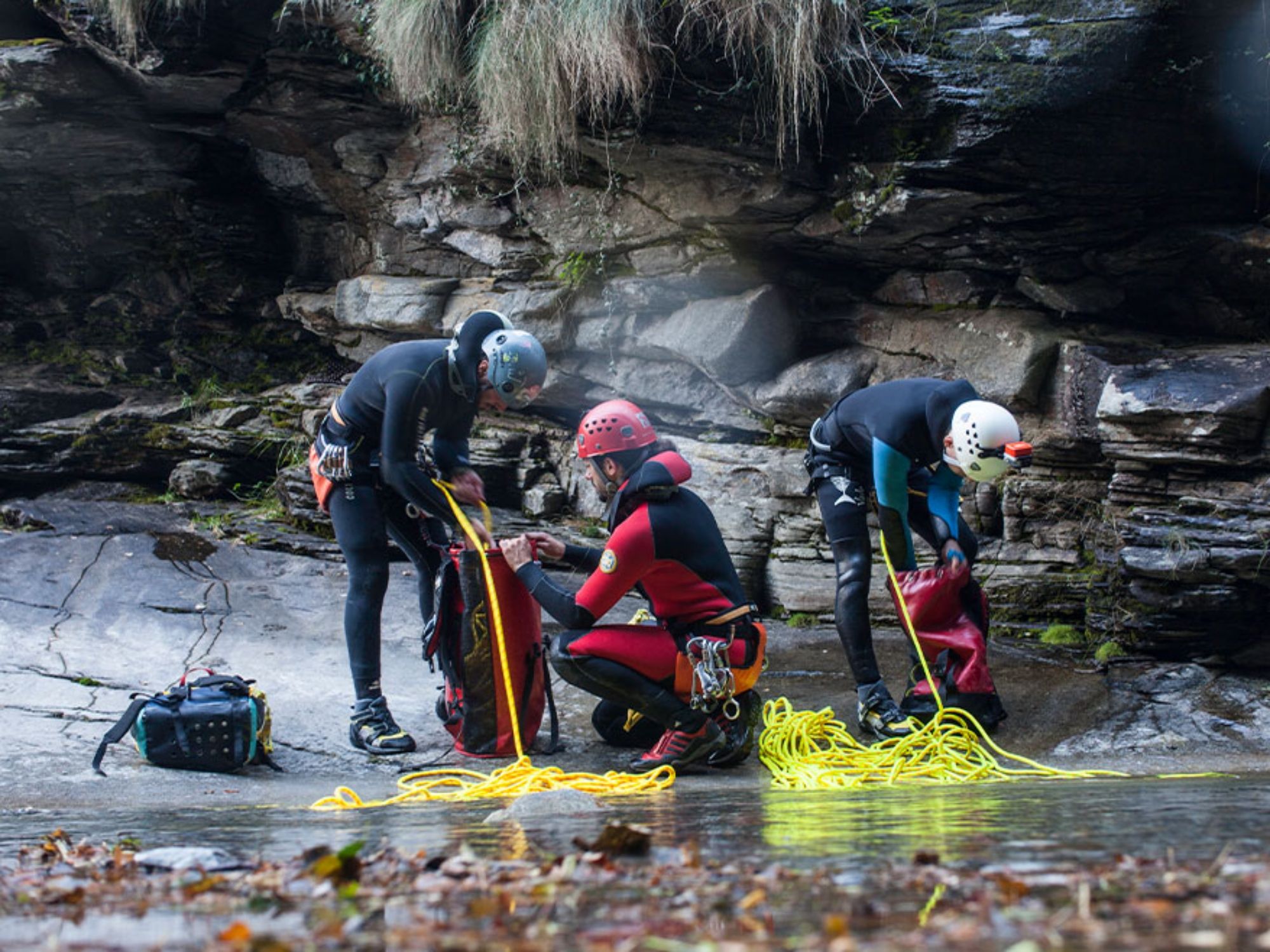 Purelements-Canyoning-Legendaeres-canyoning-camp-tessin-3