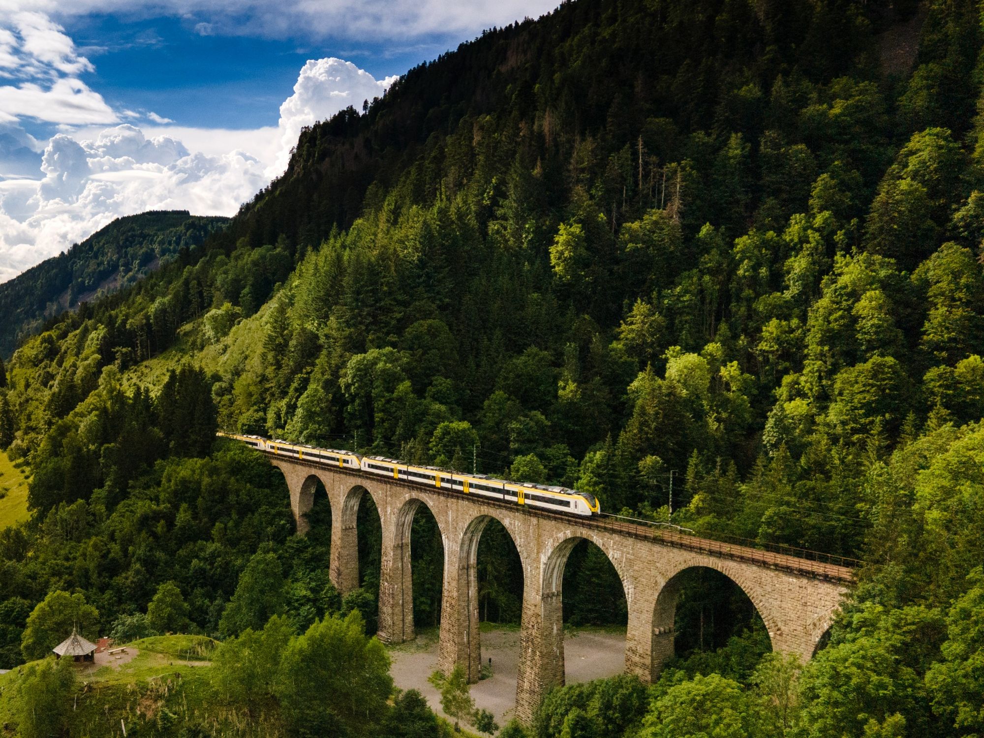 2_Pont-rail Ravenne dans la vallée de la Hölle, ©Hochschwarzwald Tourismus GmbH