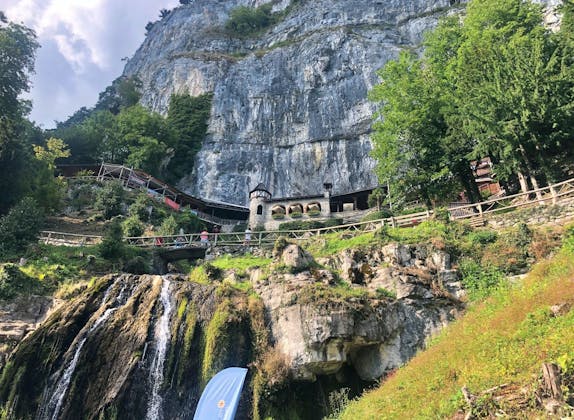 Culinary Sightseeing Tour Interlaken by Bus