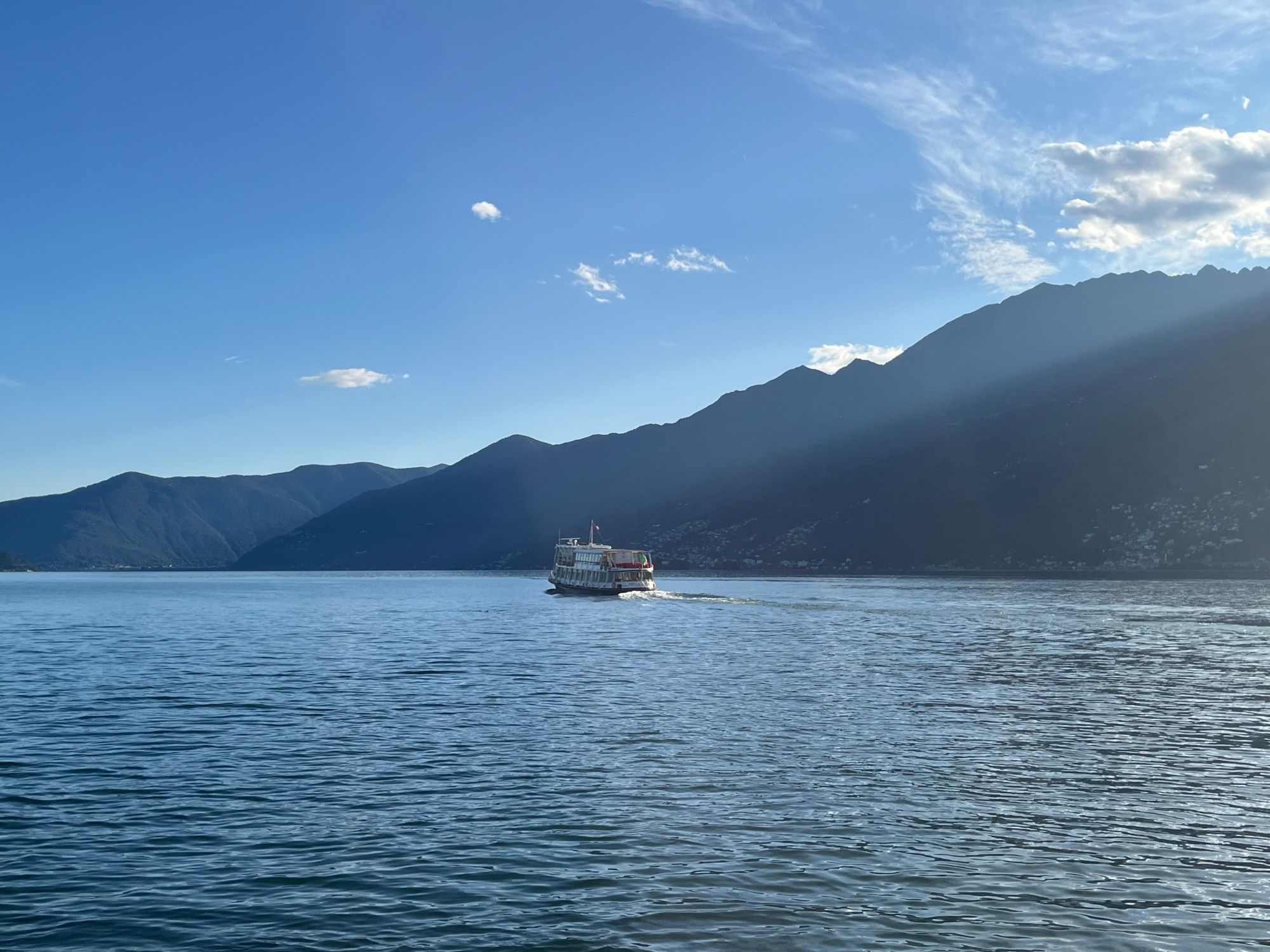 लागो मागgiore 1