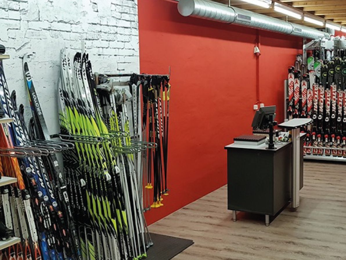 Půjčení běžecké sady na bruslení nebo klasiku v Sedrunu