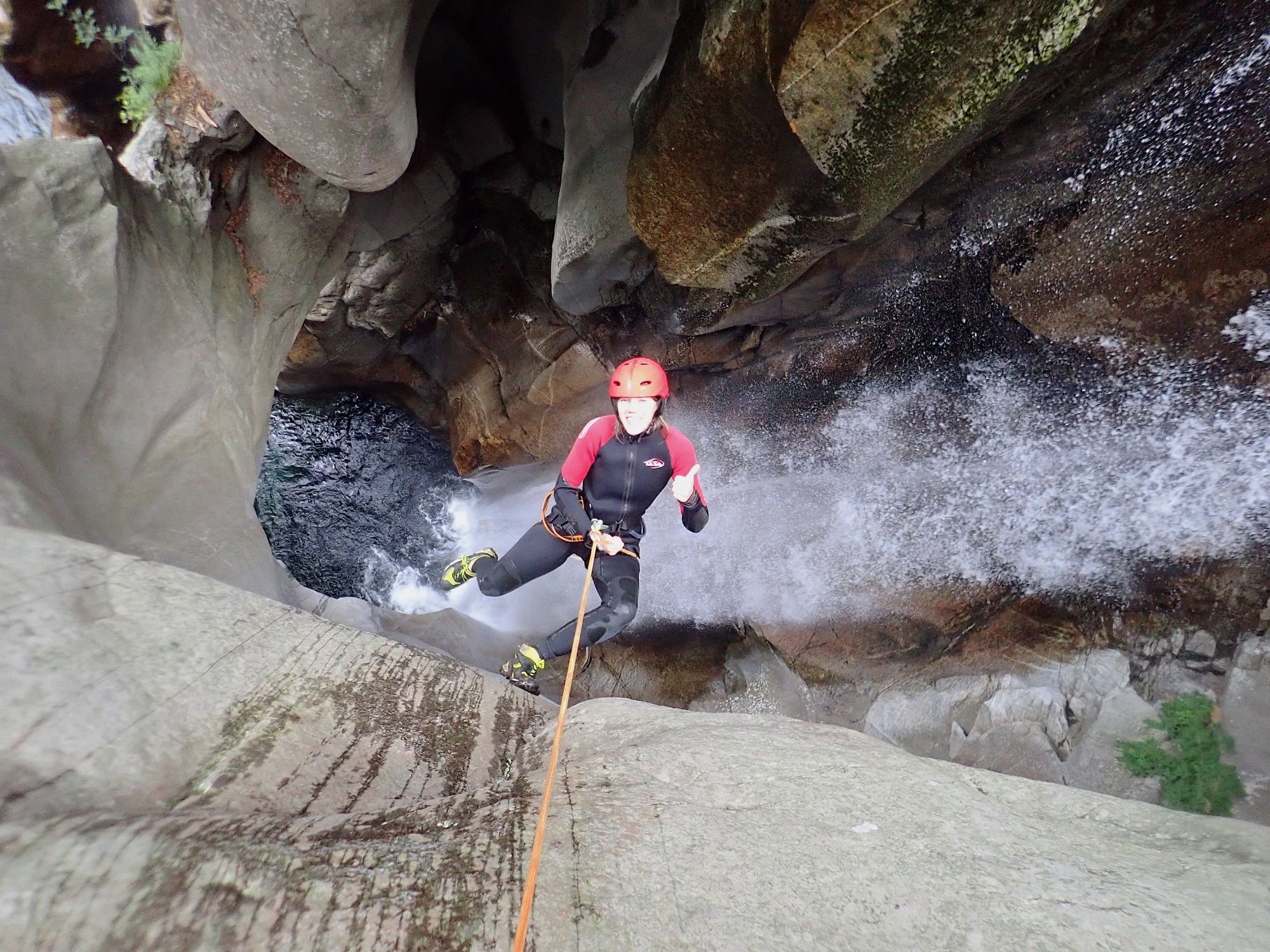 Swiss River Adventures Canyoning Lodrino (10)