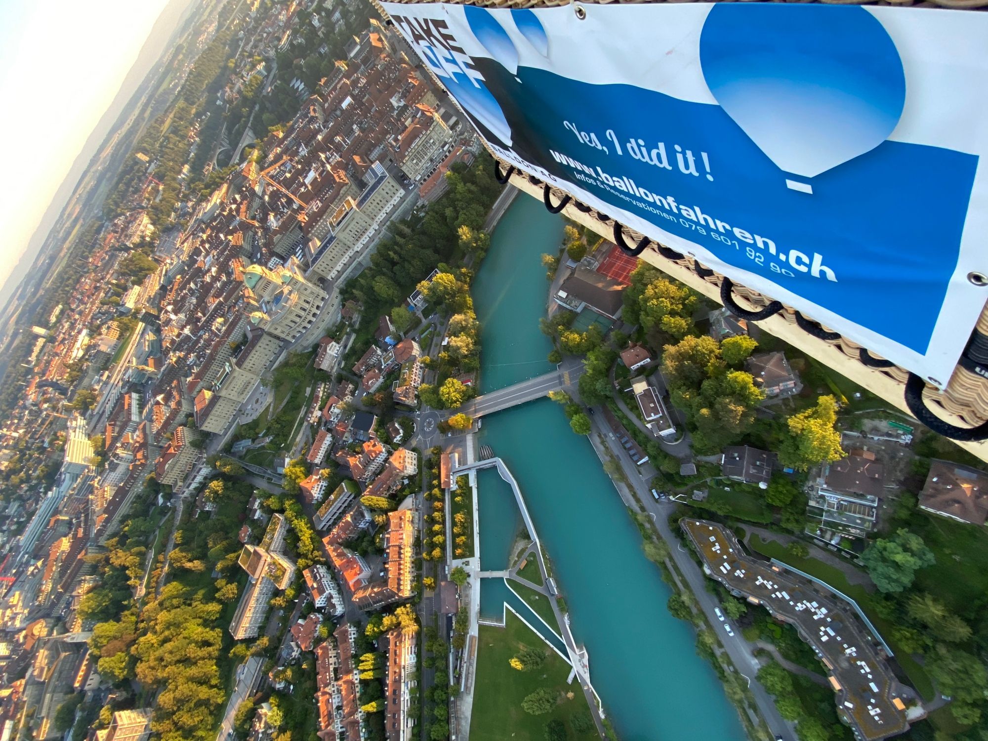 เที่ยวบอลลูนส่วนตัวในภูมิภาคเมืองเบิร์น