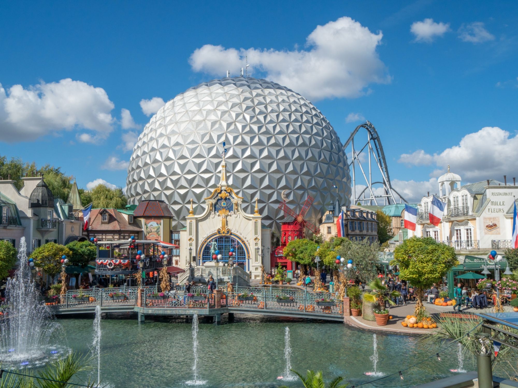 EP18_Eurosat_CanCan_Coaster_Halloween_02_109893