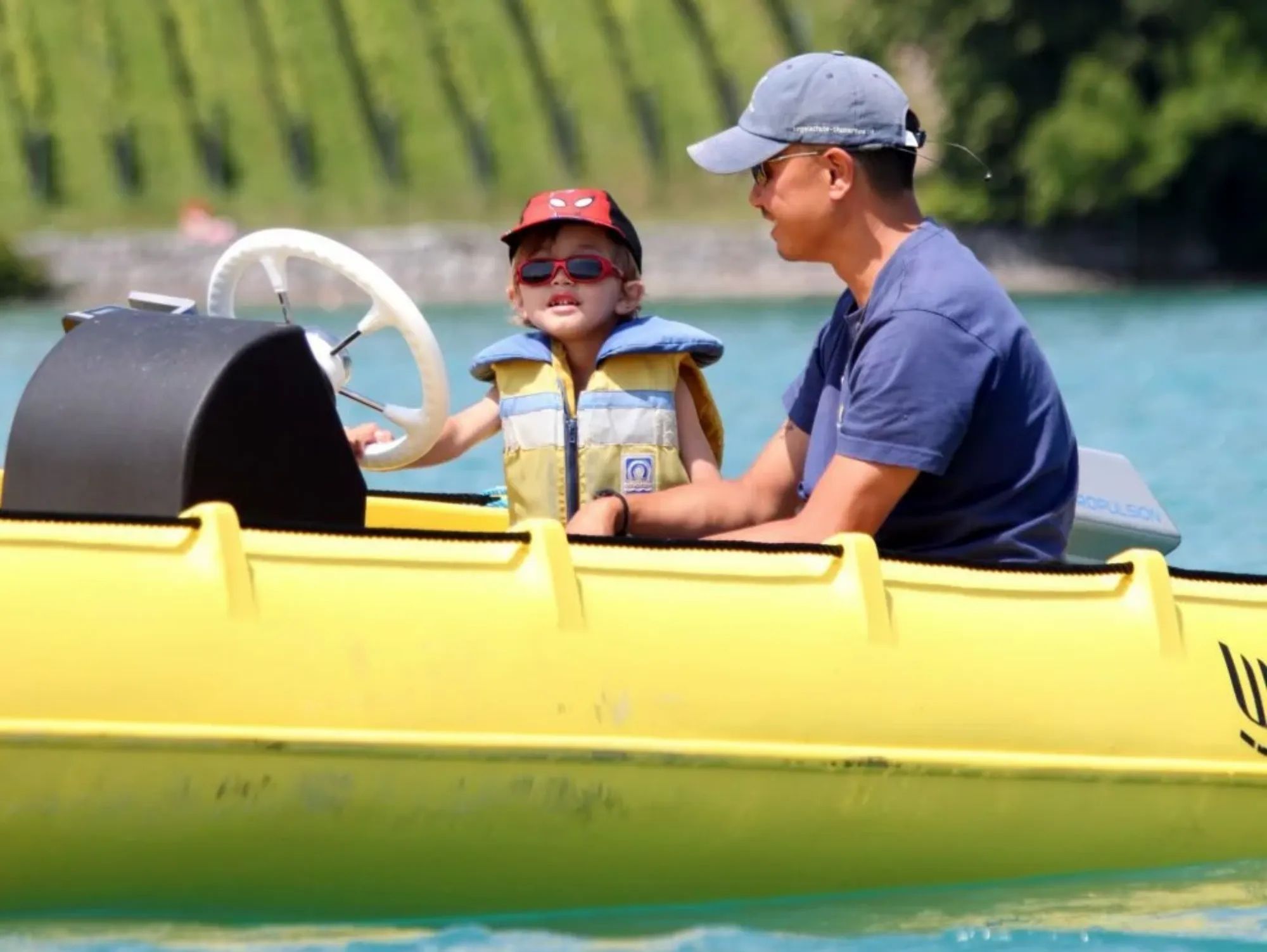 Elektroboot auf dem Thunersee