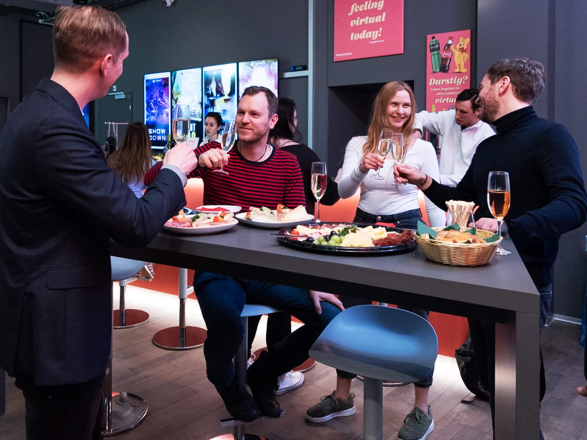 Fusion Arena Bern Wankdorf Santapan Ringan