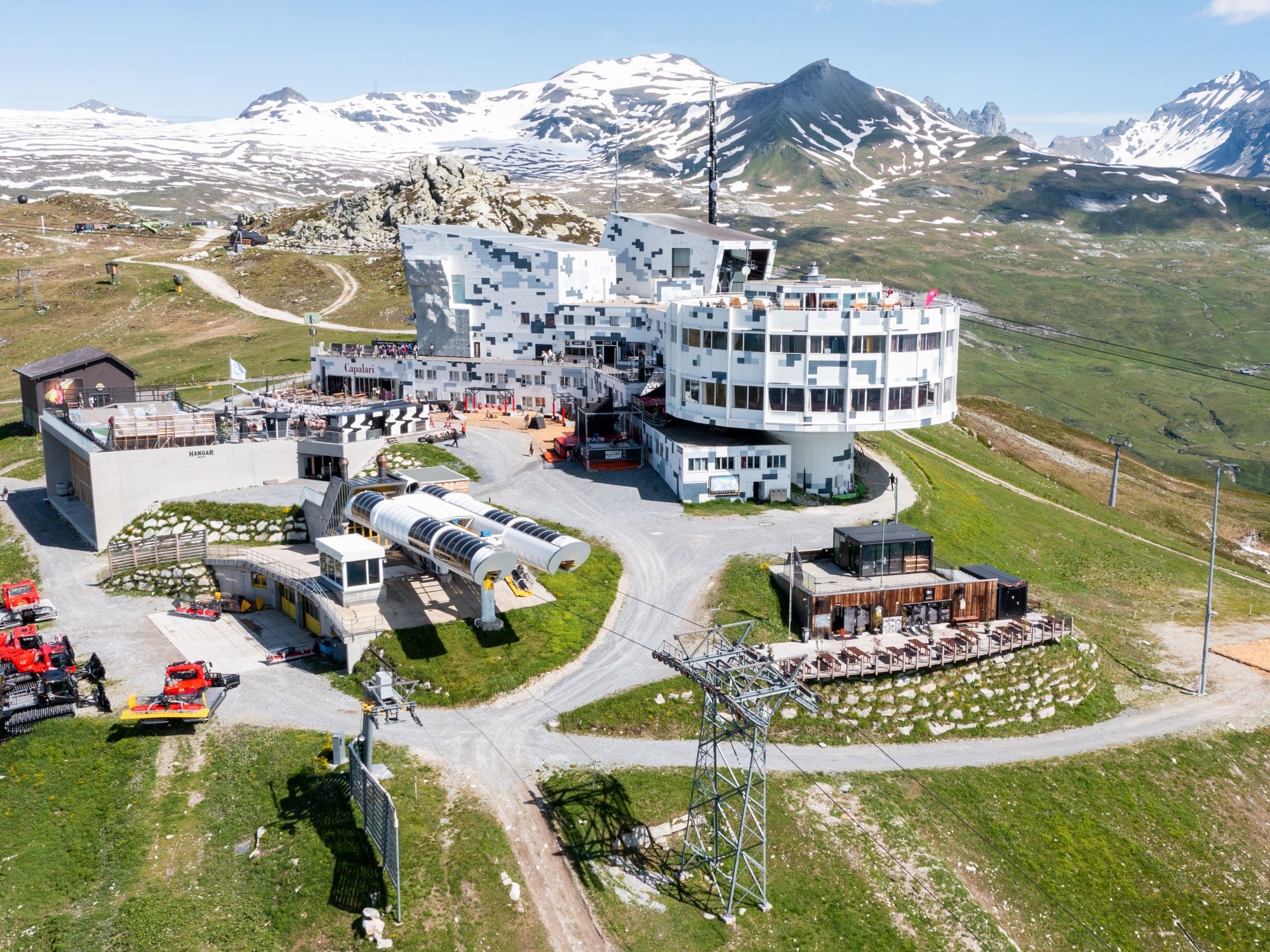 Bergstation und Galaaxy Sundeck