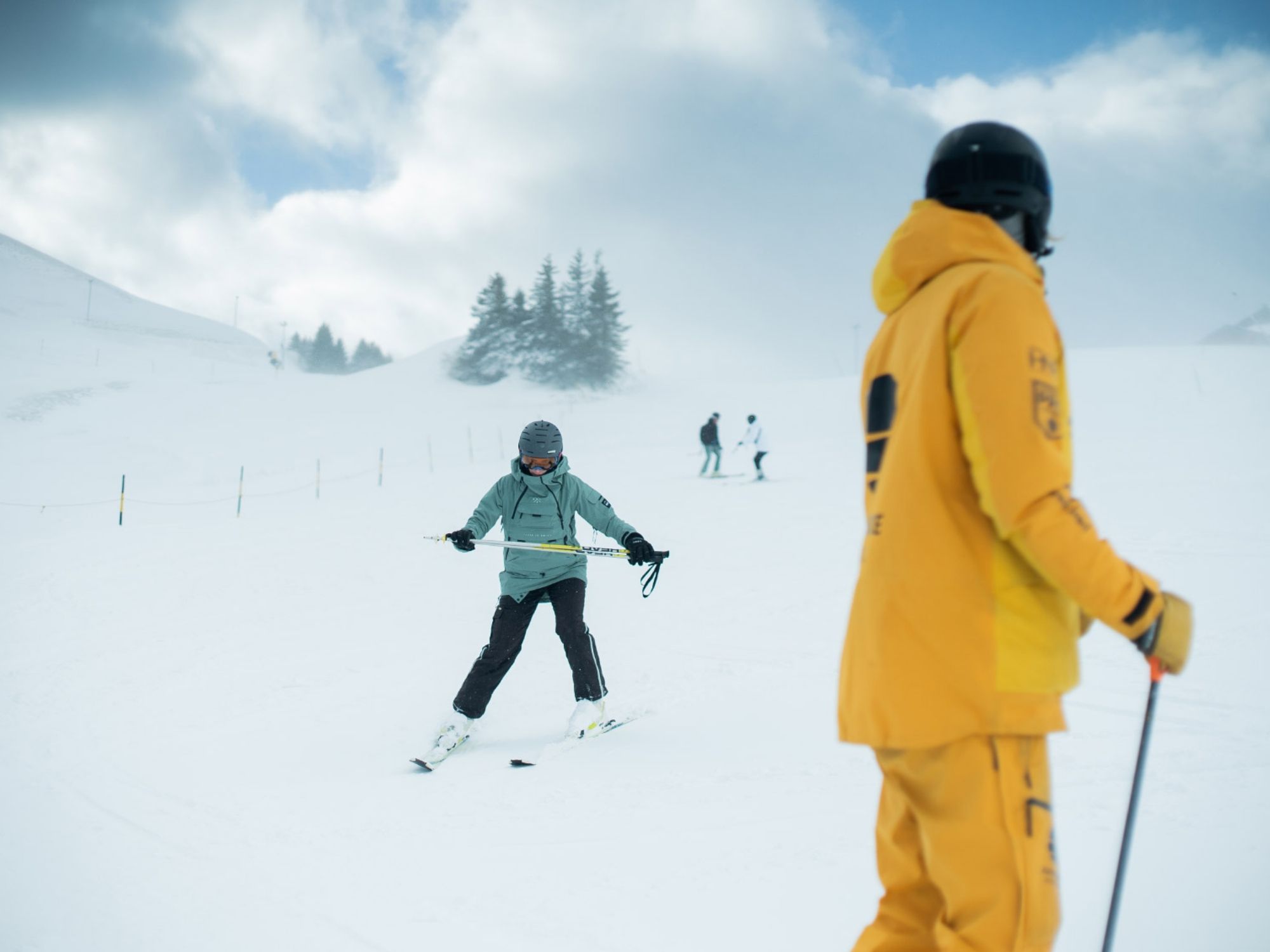 group-ski-course-in-champery