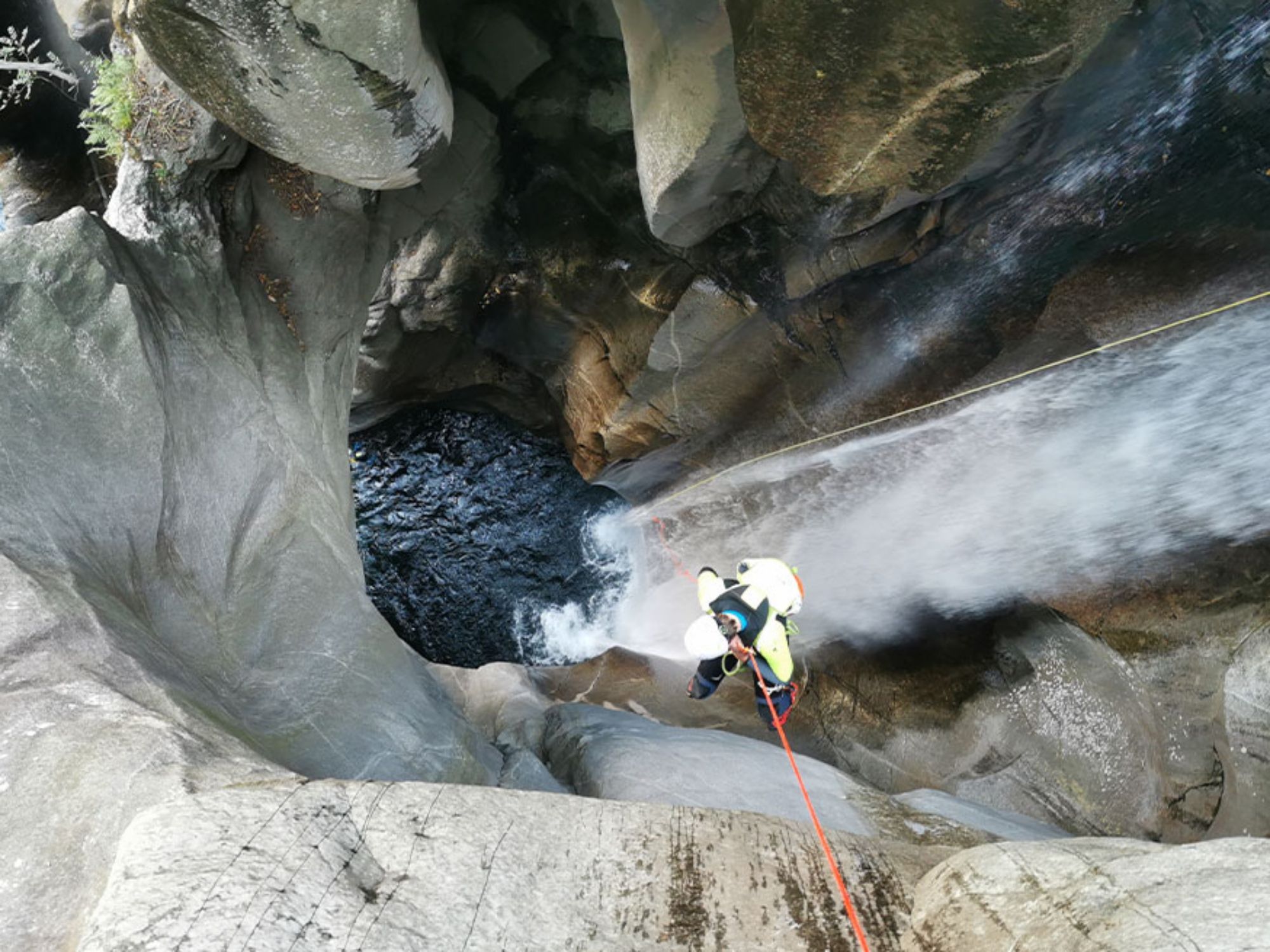 purelements_canyoning_bellinzona_1
