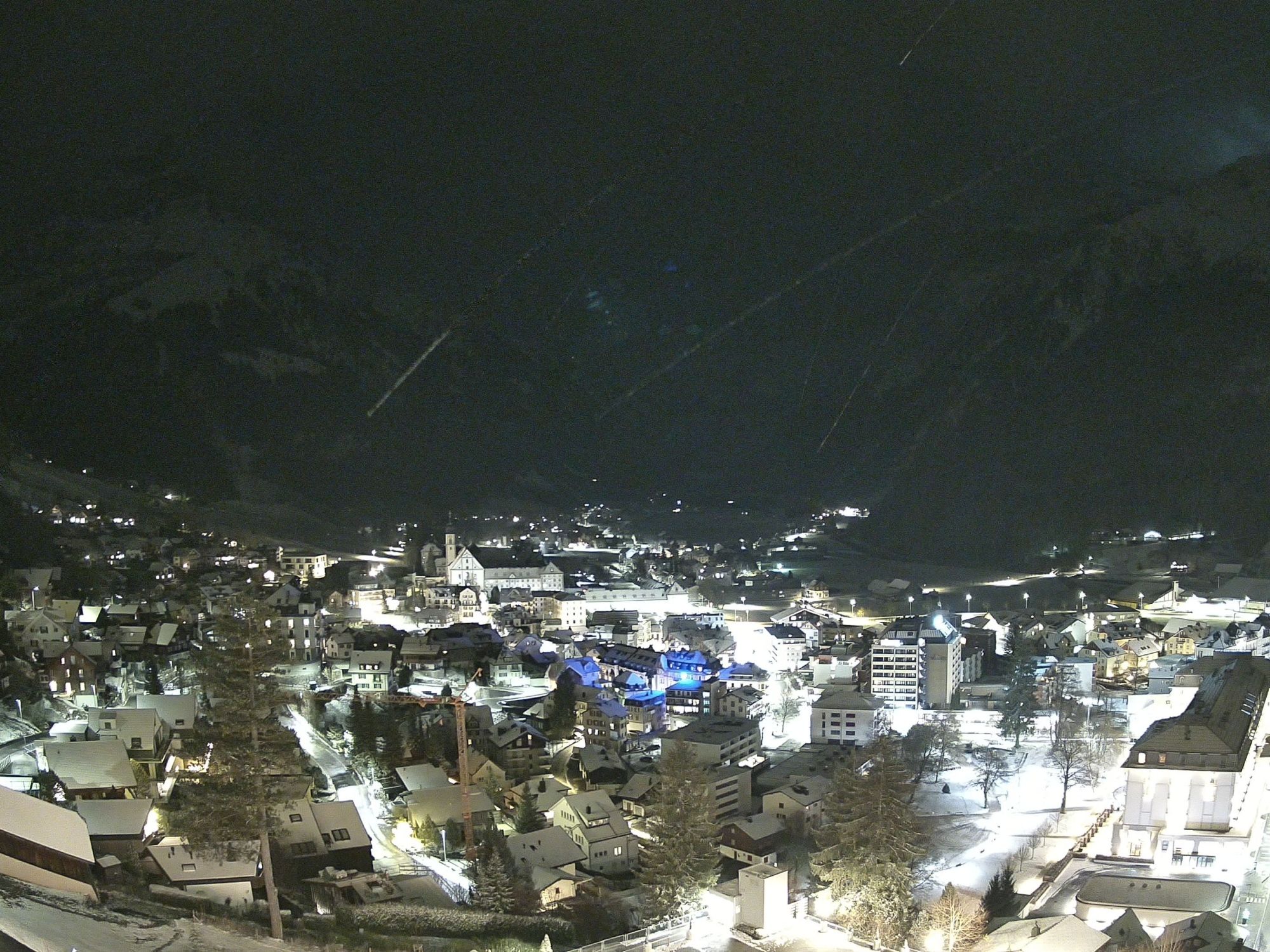 Schneeschuhwandern bei Vollmond