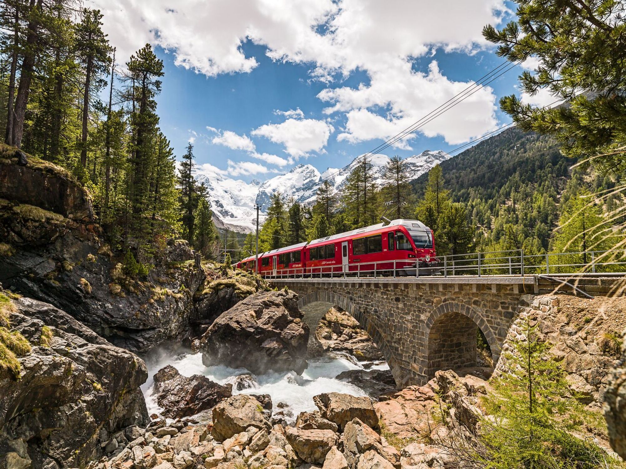 Regionalzug bei Morteratsch