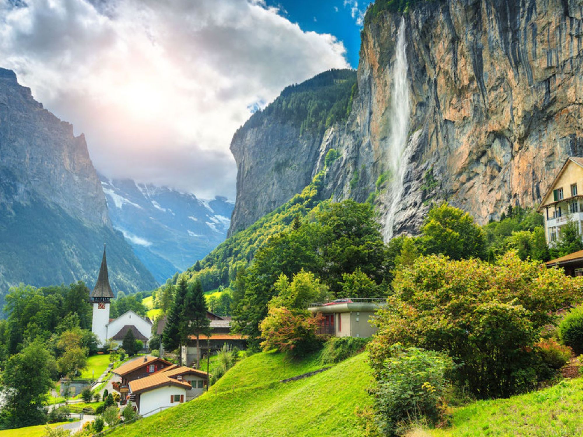 lauterbrunnen-and-the-staubbach-waterfall
