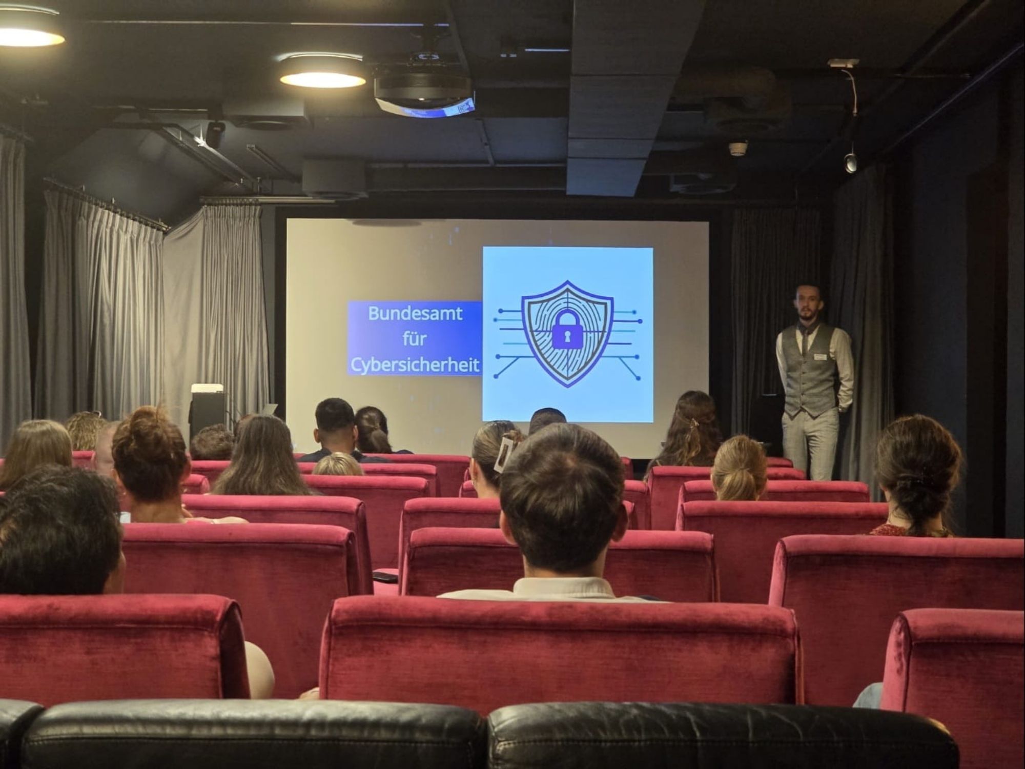 WhatsApp图片 2025-04-14 16:50:30 (5)