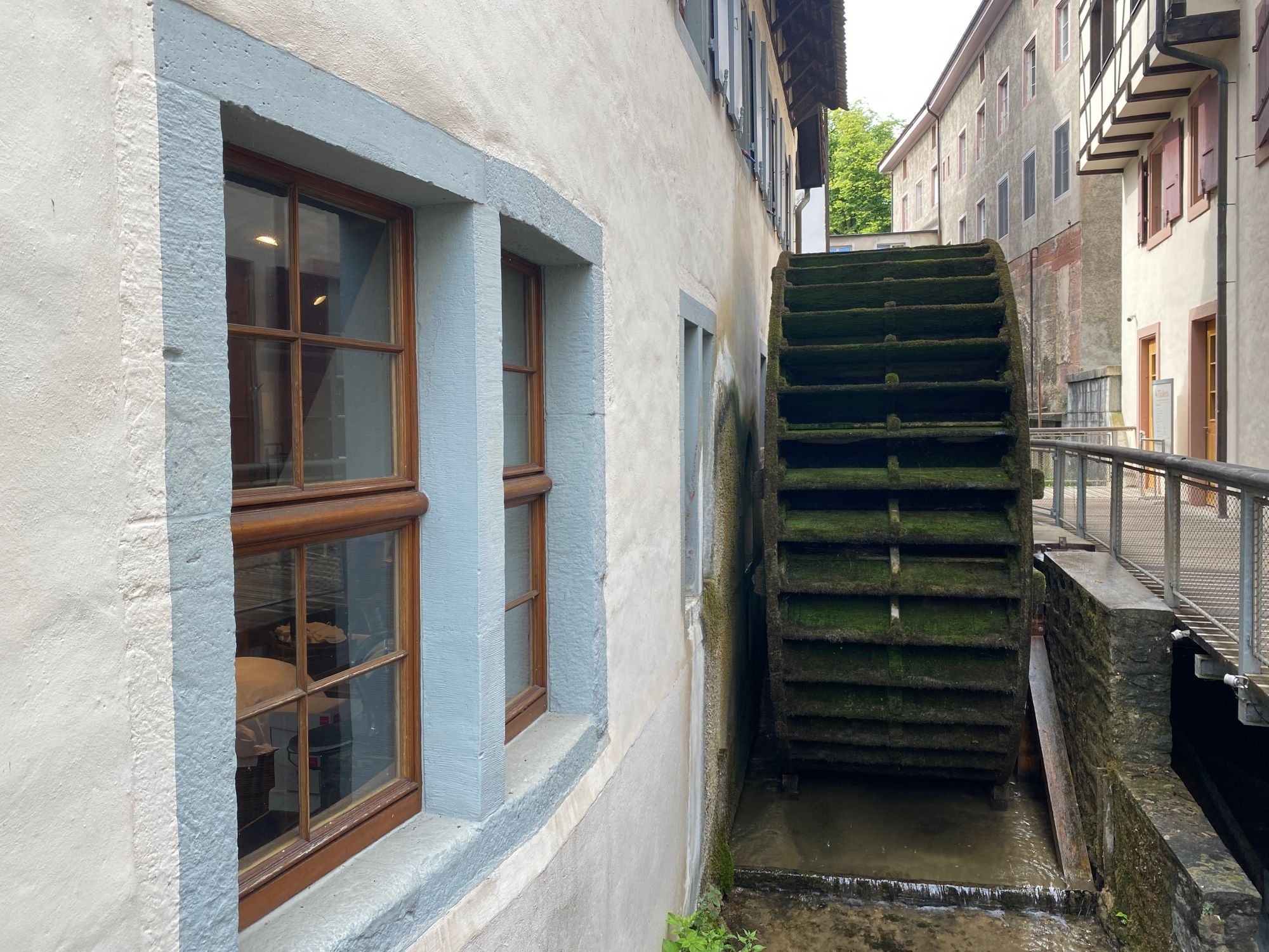 لعبة الهروب الخارجية "ابحث عن الكود: بانقطاع التيار" باسل سانت ألبان