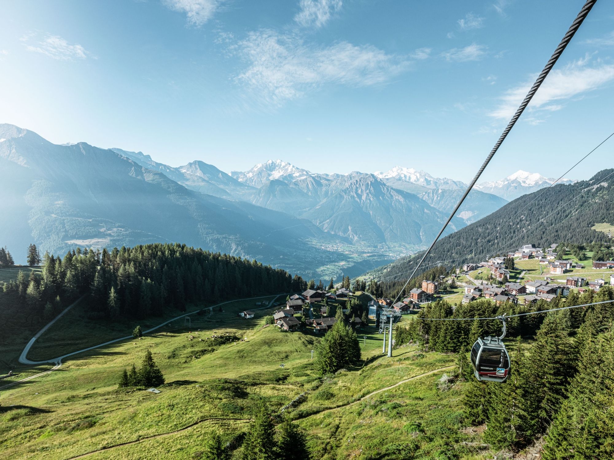 dorpenzicht-ridealp-zomer-aletsch-arena
