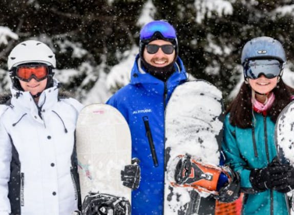 Snowboarder