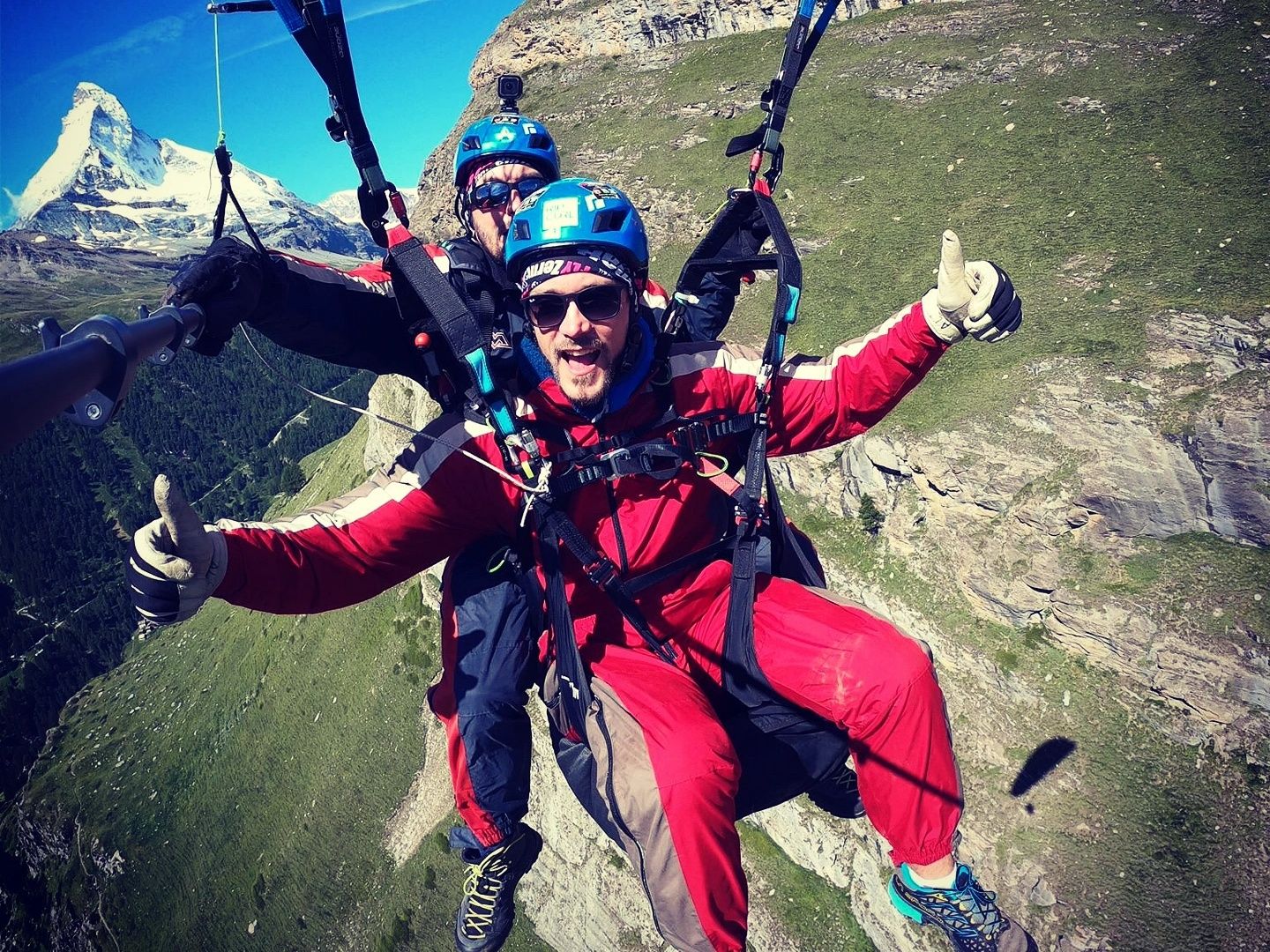 Matterhorn Gleitschirmflug