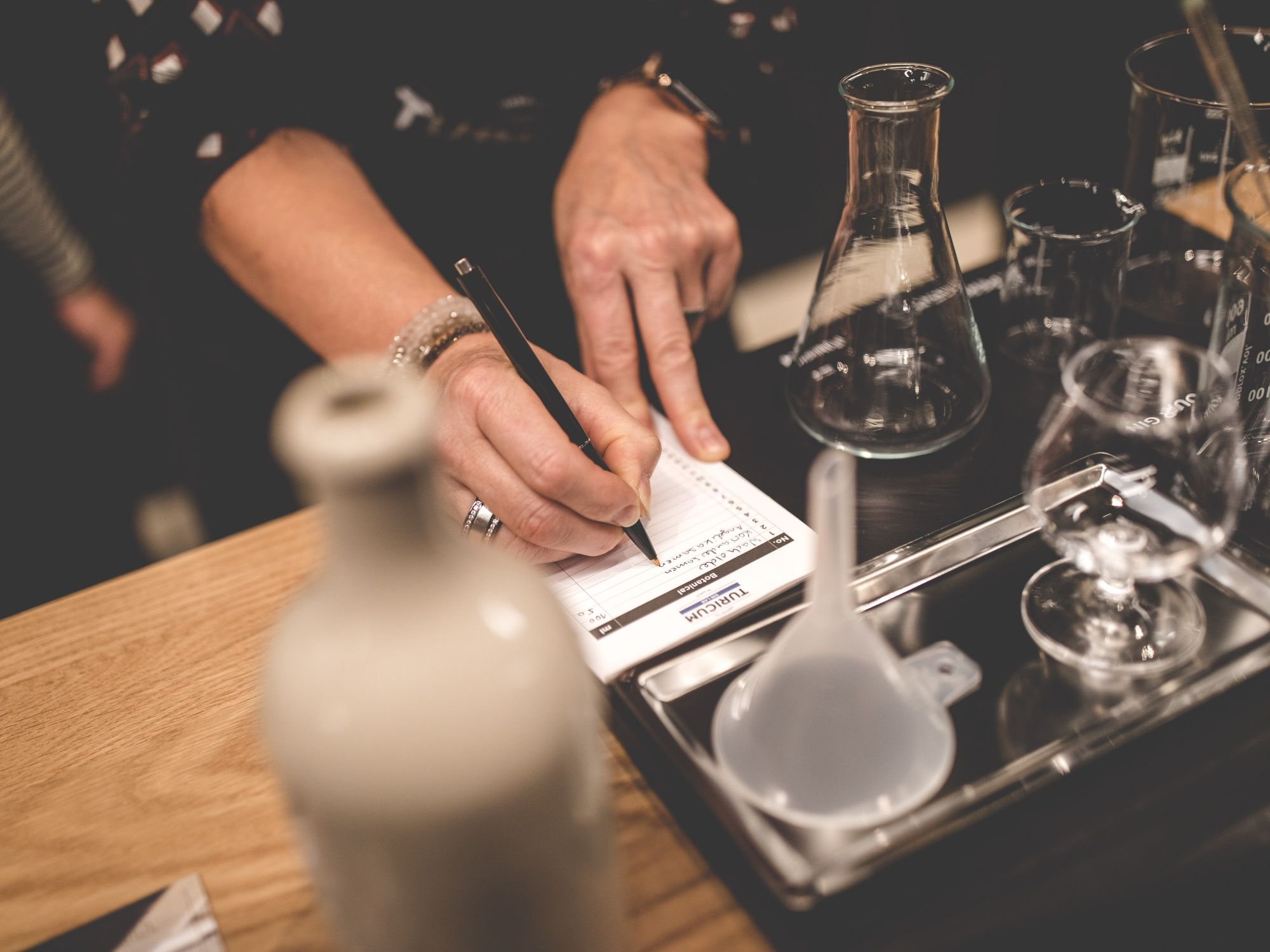 gin-laboratoriya-sarah-vonesch-fotografiya-35