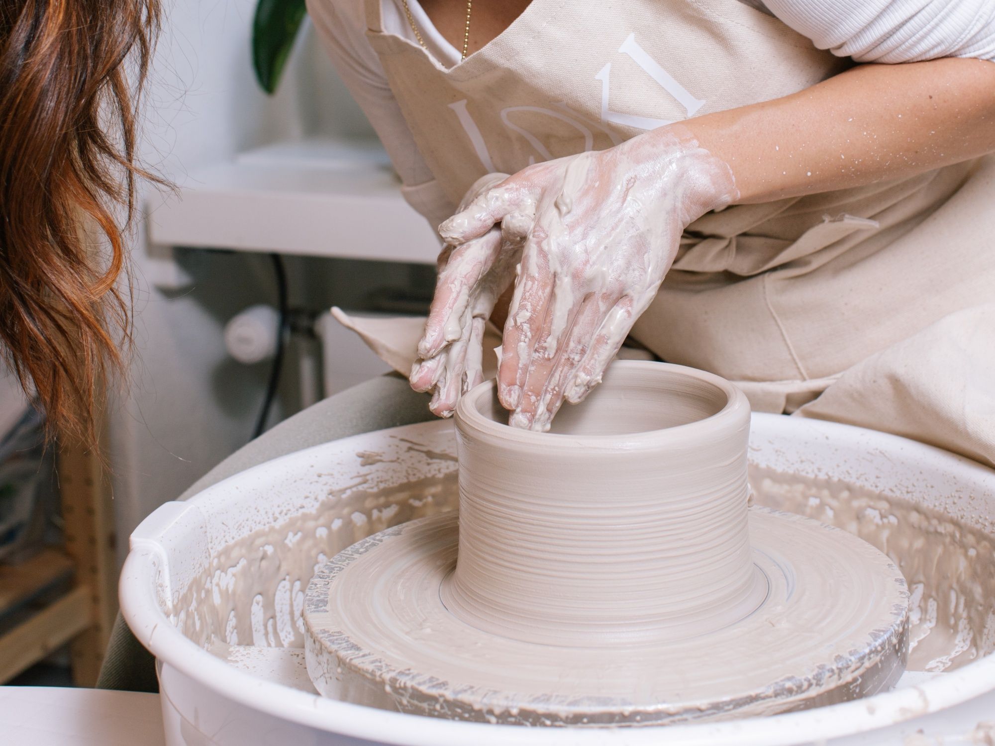 Töpfern an der Töpferscheibe