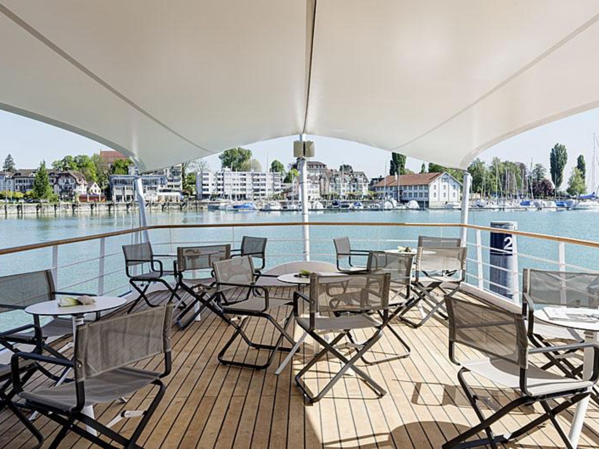 MS Santis Schiff Pamje nga jashtë i Liqenit të Konstancës