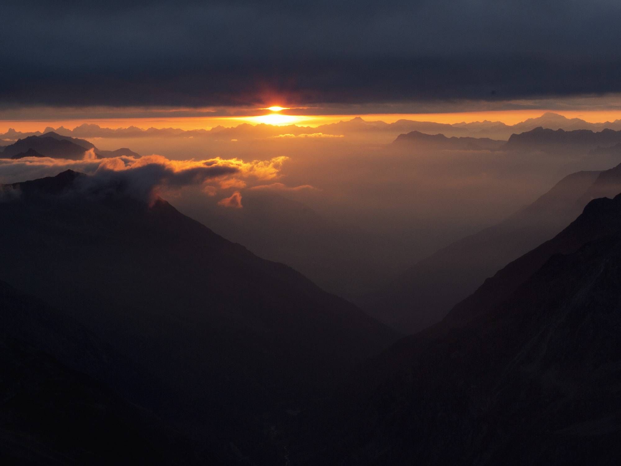 2000x2000-0-70-2b36d21806a855bb0bdddd934fa3360b