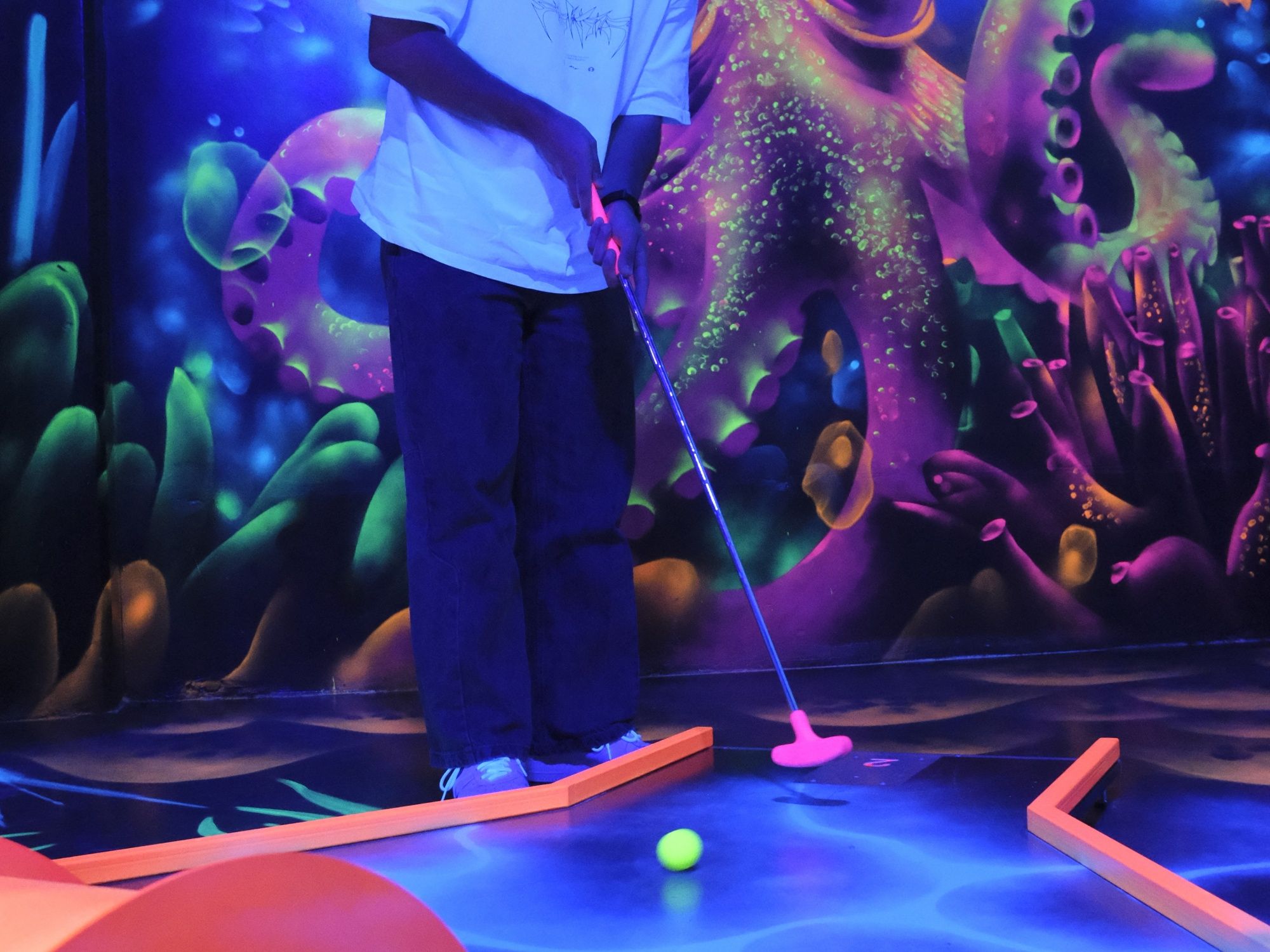 Schwarzlichtparadies