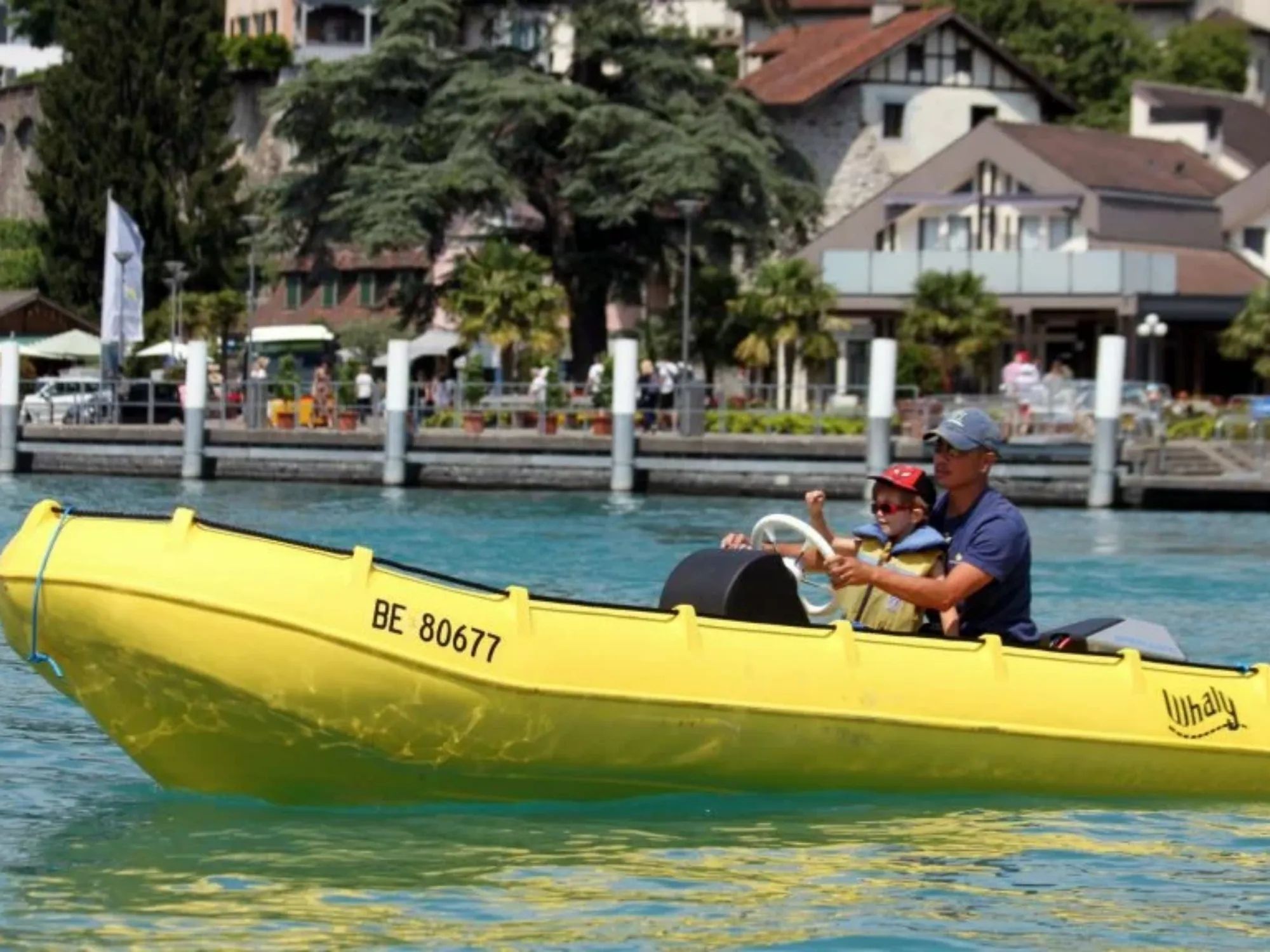 Elektroboot auf dem Thunersee