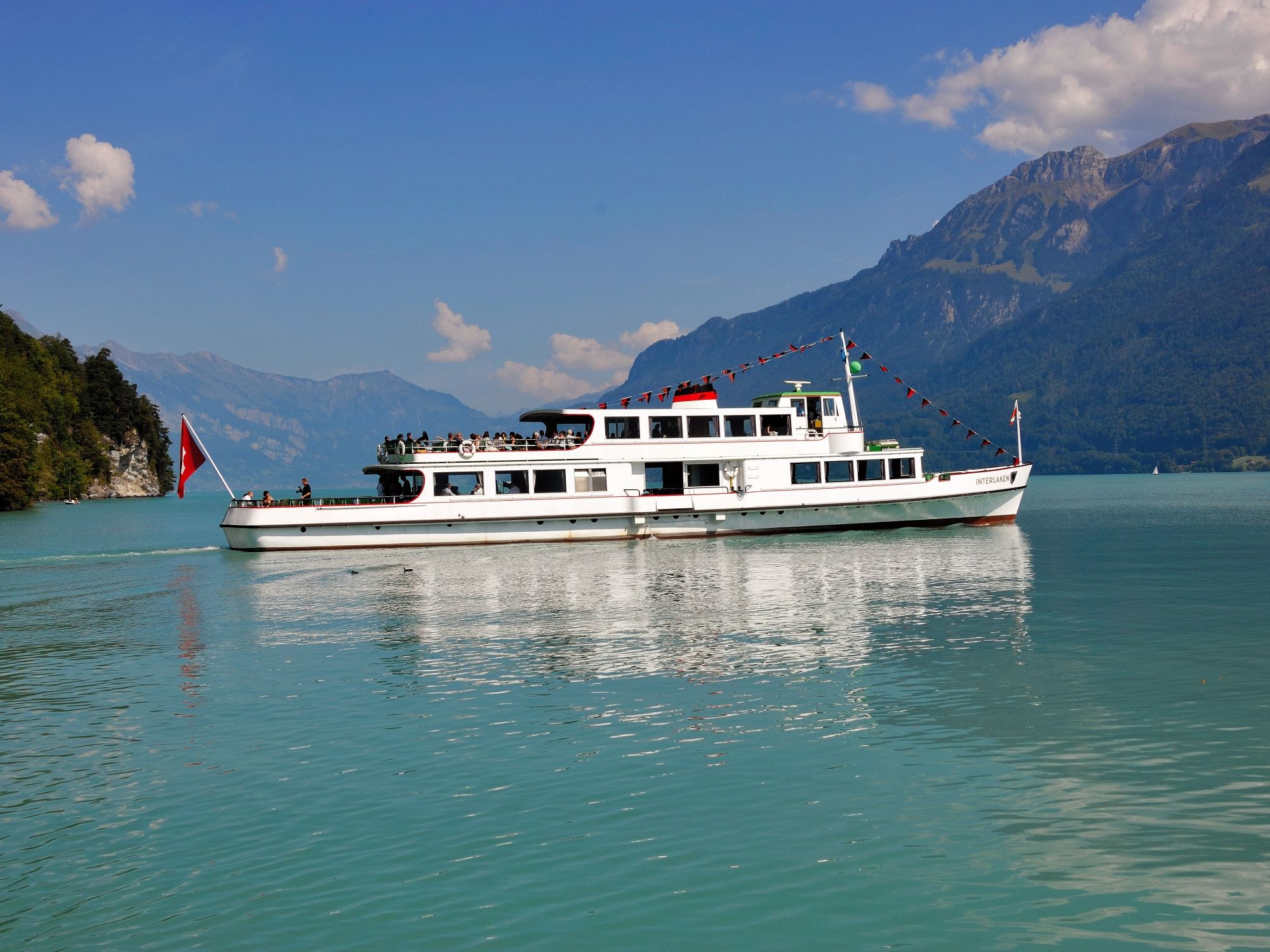 Schiff nach Iseltwald