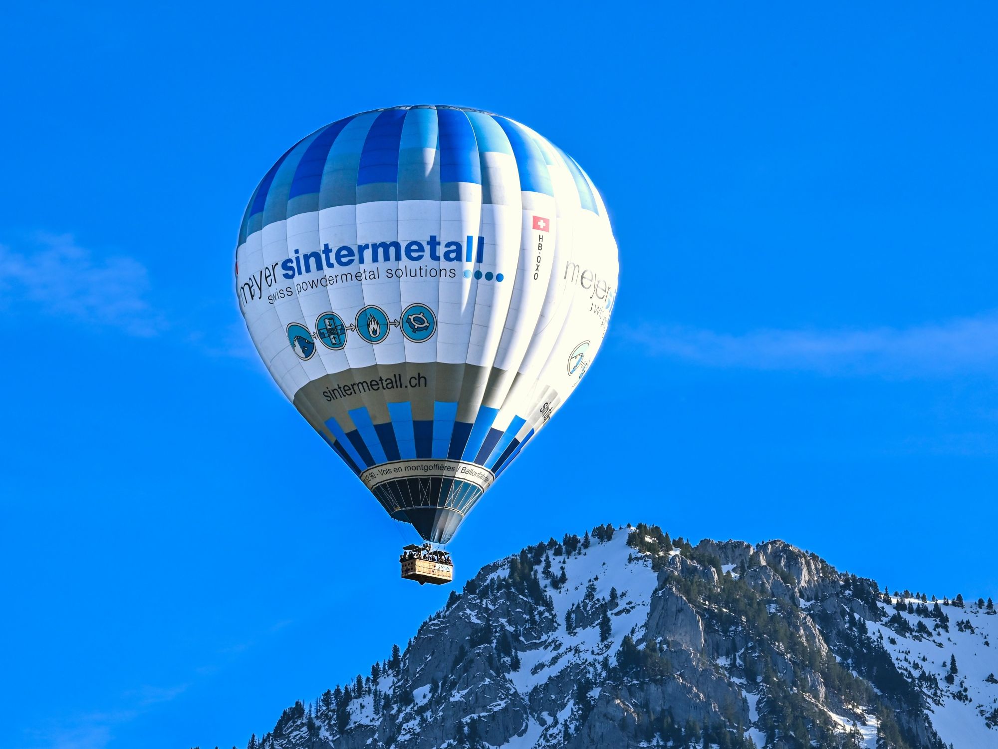 heiße-Luftballon-ballonfahren-panorama-alpen-3-1
