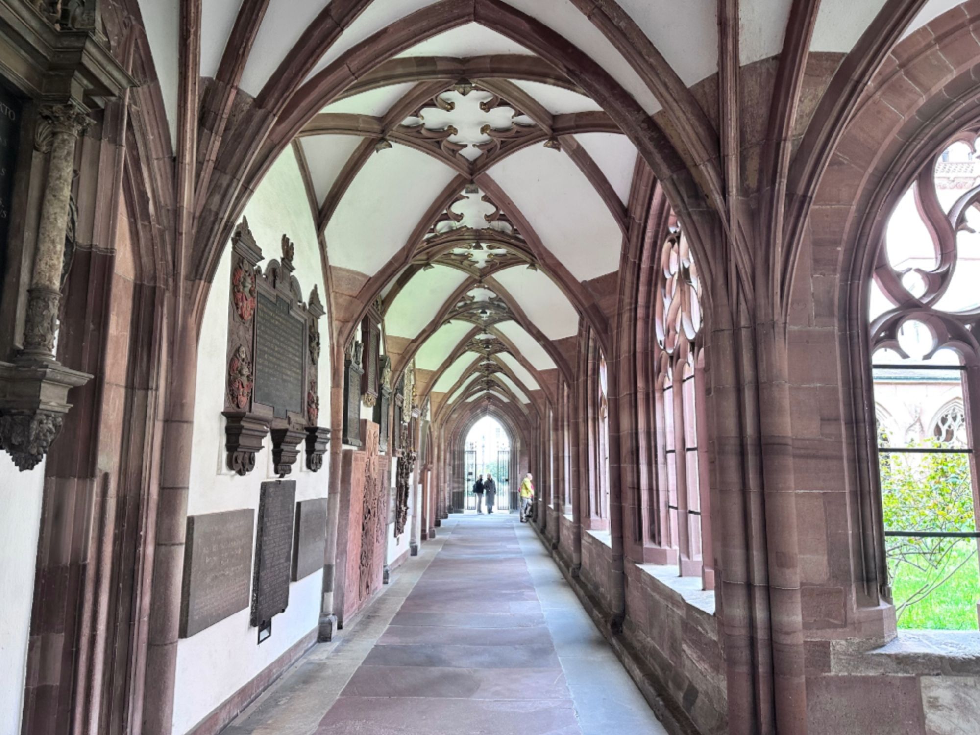 basel-munster-kloster-sti