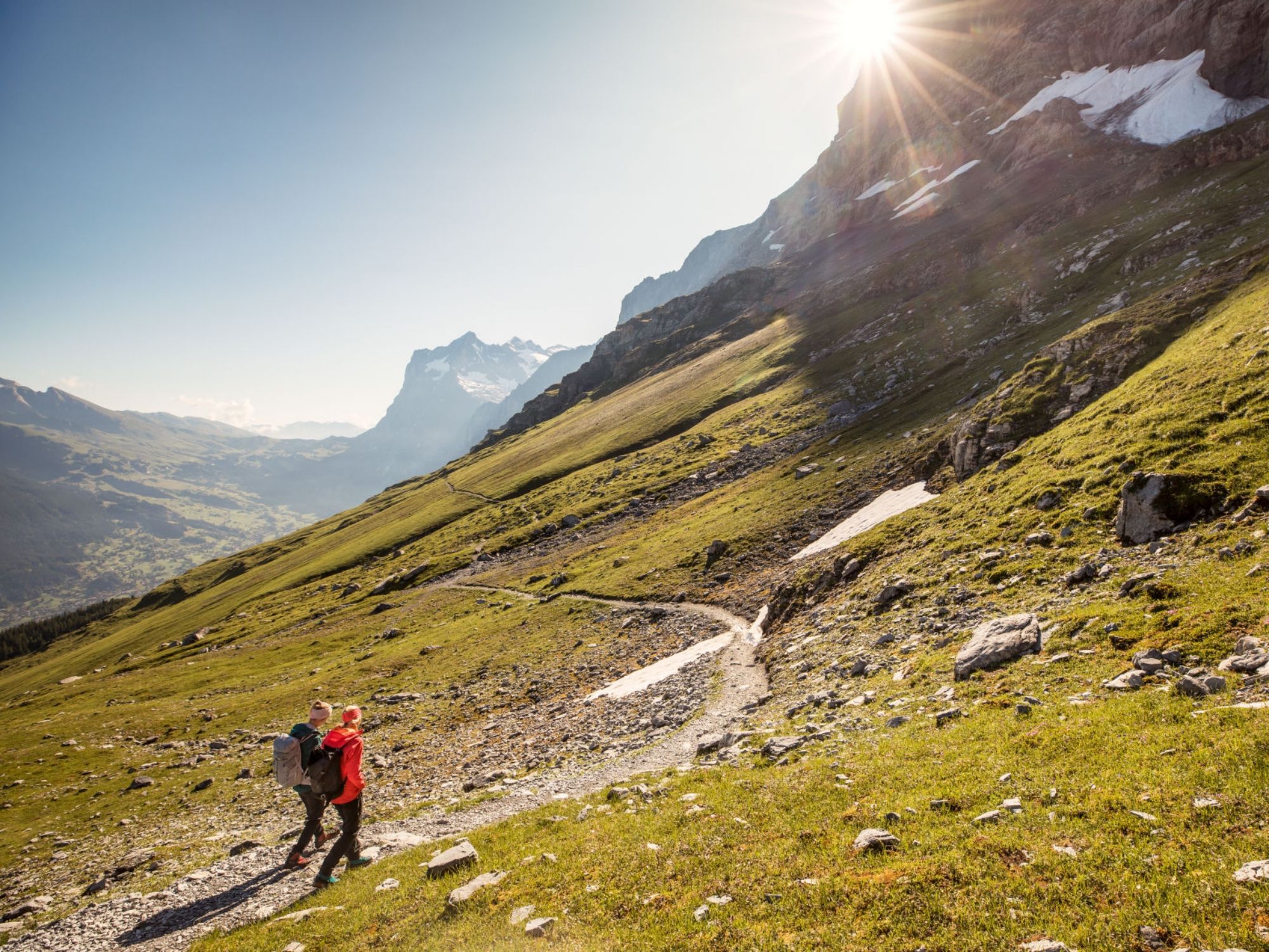07 Mala-Schidegg-Eigerstigen-2 Osobe-na pješačenju