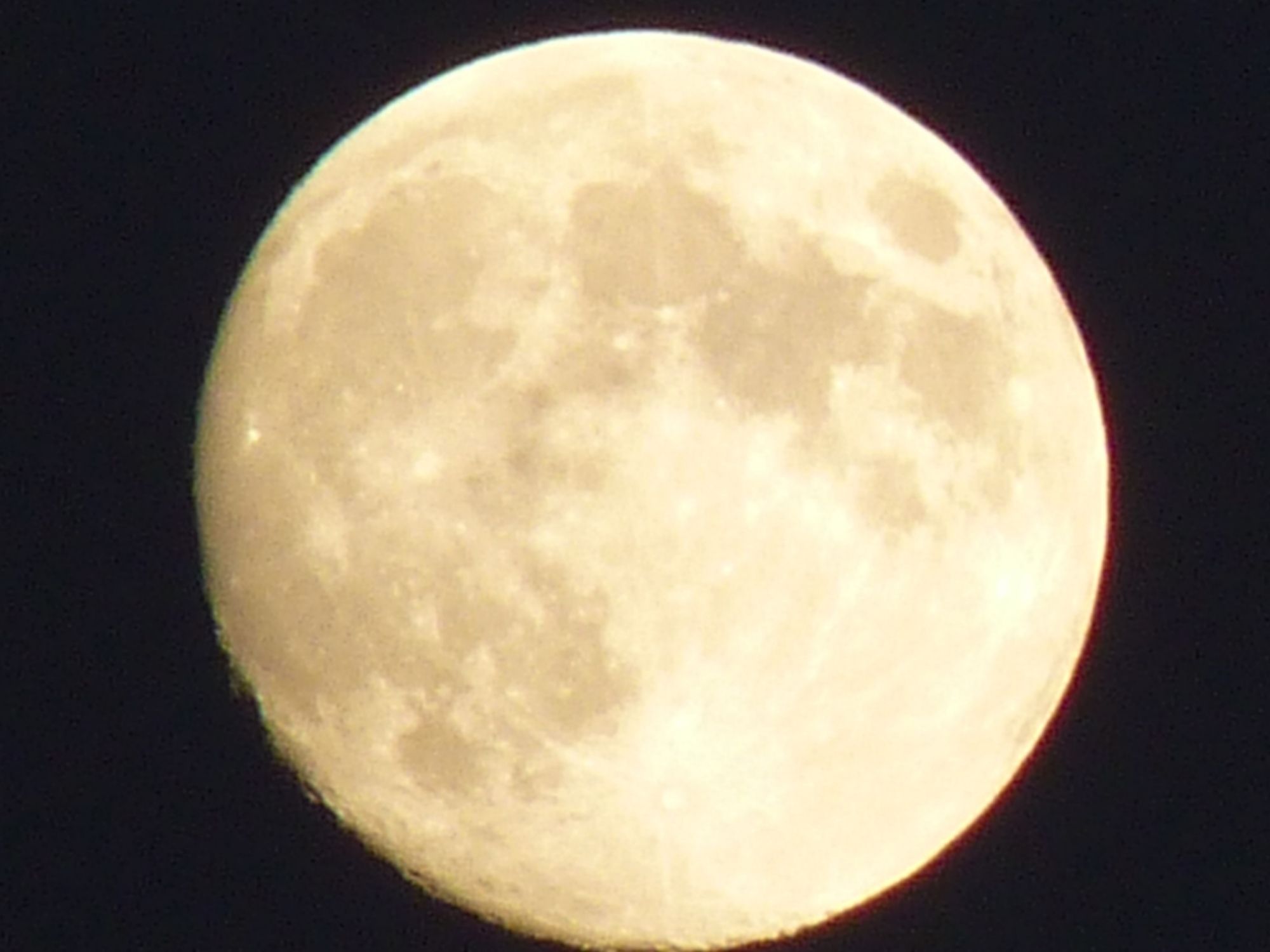 Φεγγαρόφωτο.