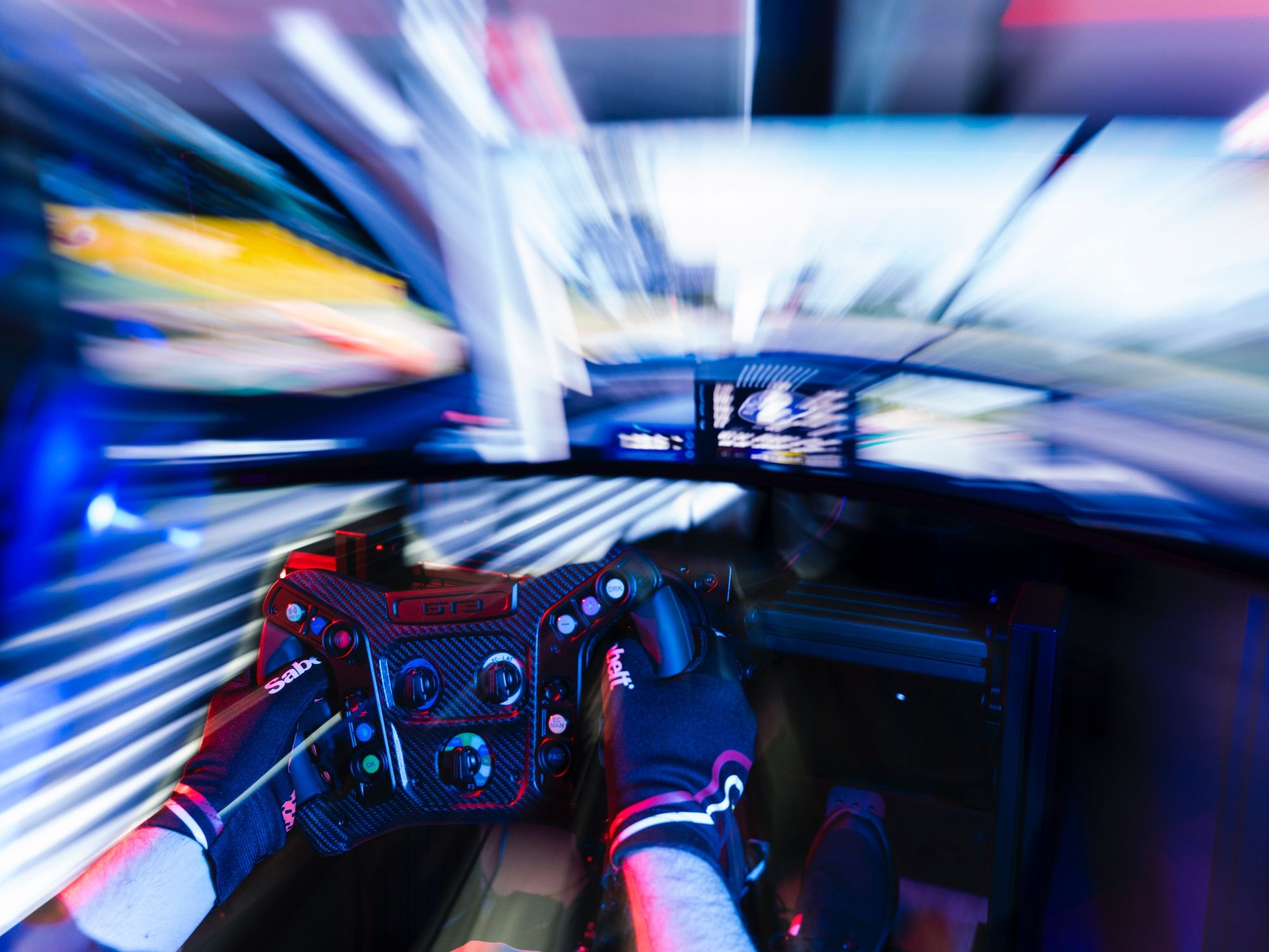 “Driving Experience” im Rennsimulator bei Schaffhausen