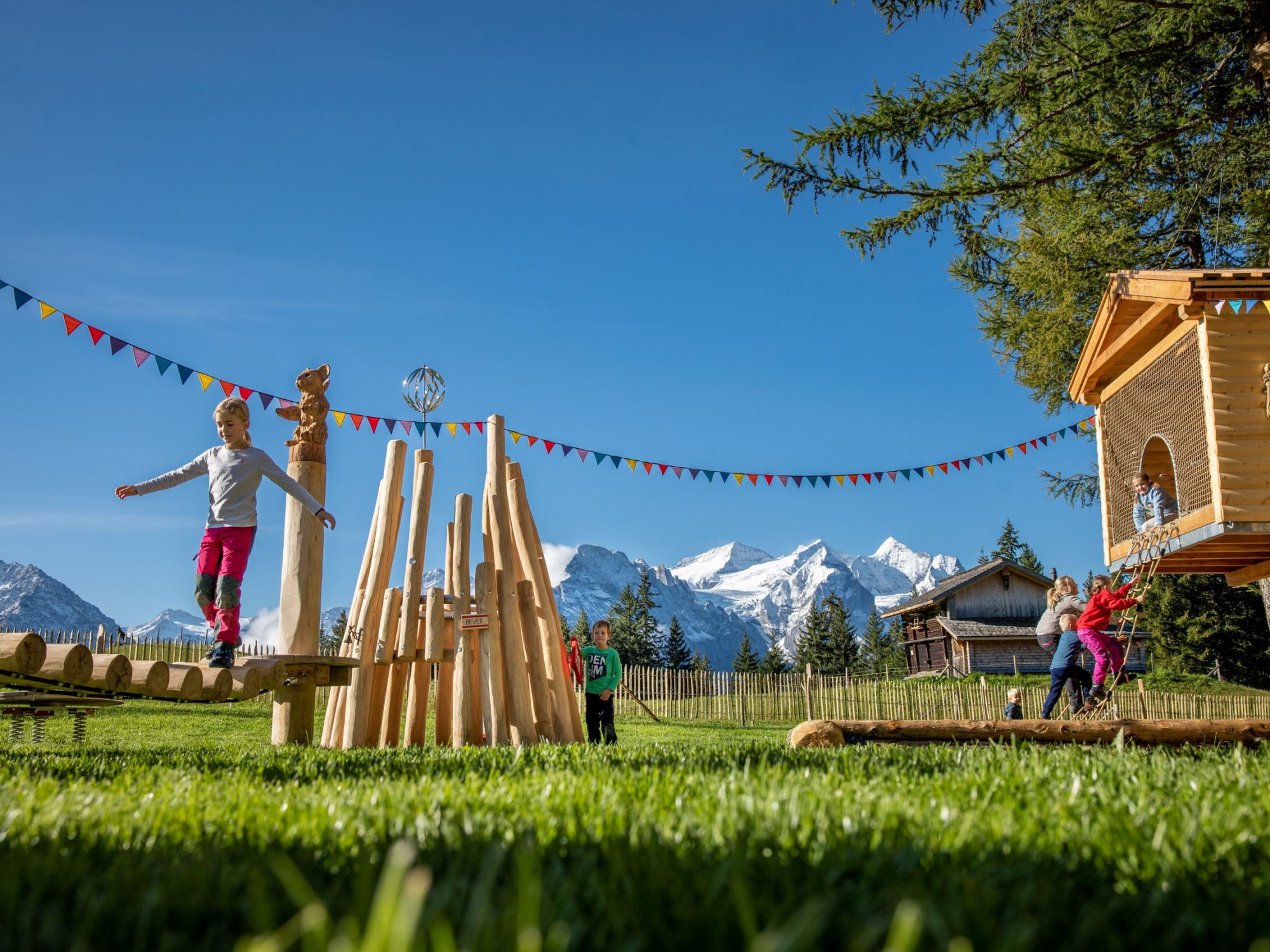 loc-de-joacă-pentru-pitici-2_by.davidbirri