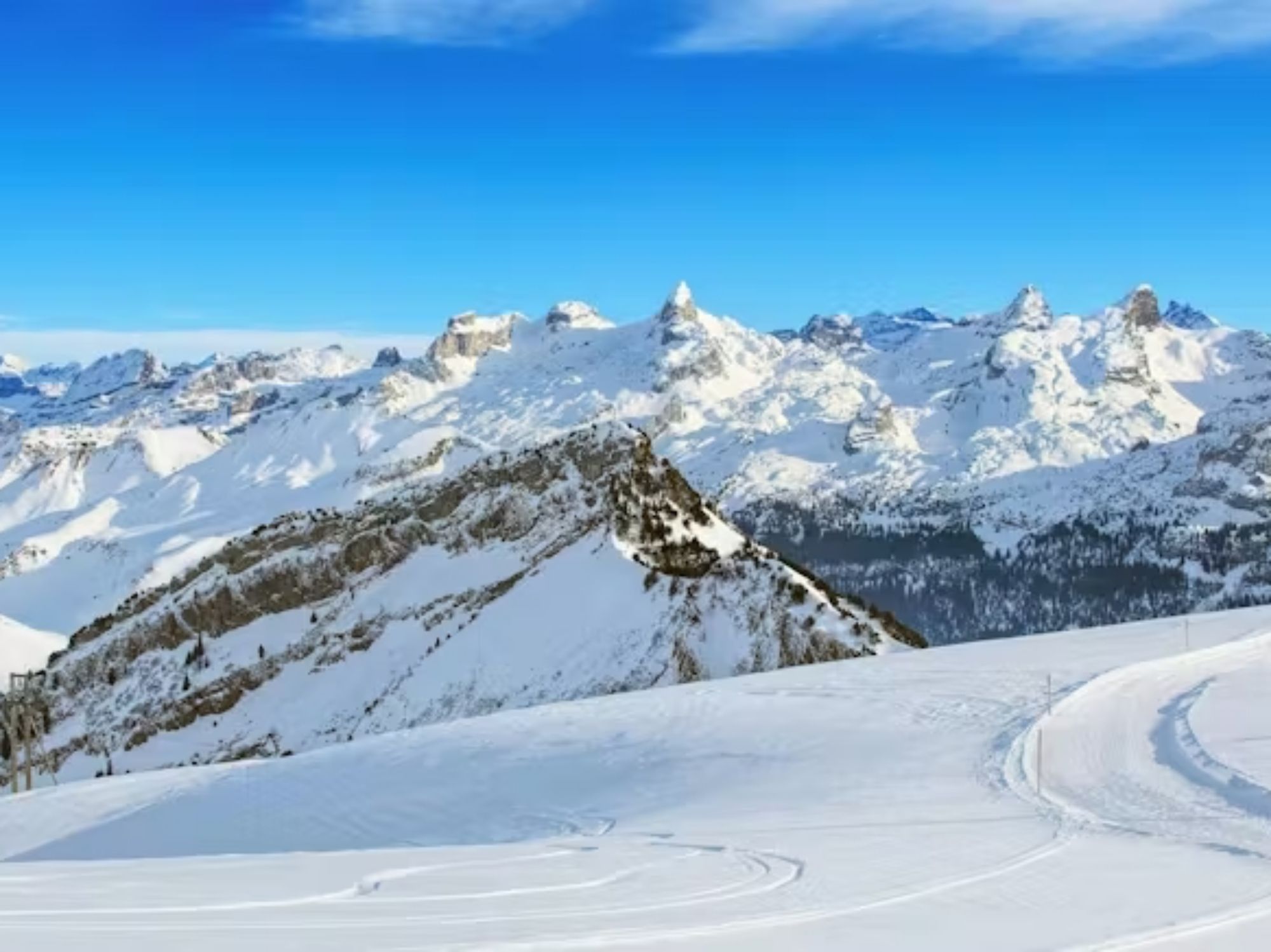 zabawy-na-sanie-i-spolka_produkt-bohater