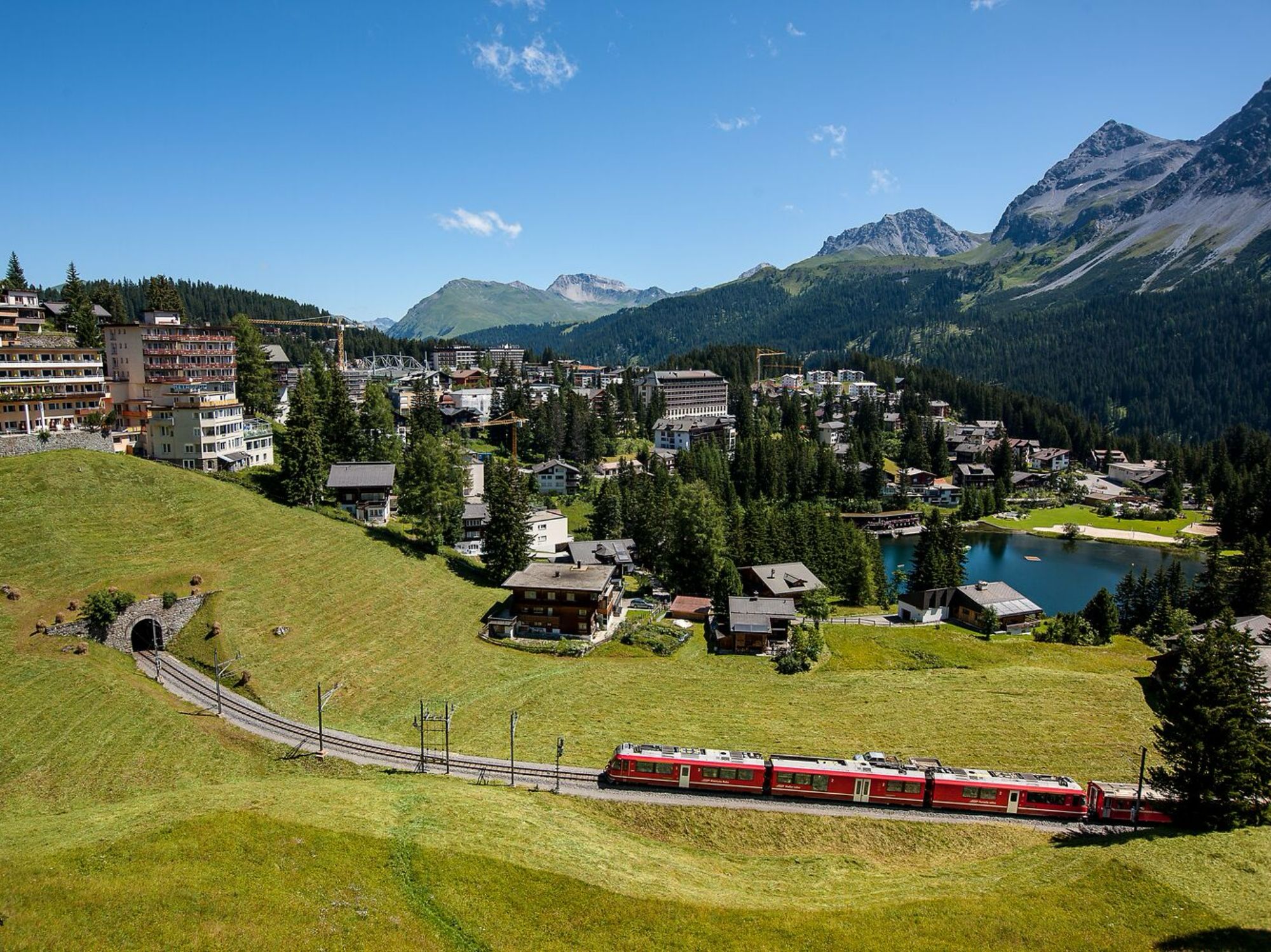 Regionalzug bei Arosa